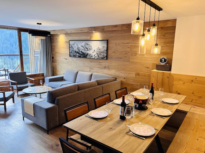 Ski-in Out - Courchevel Alpine Retreat - Courchevel