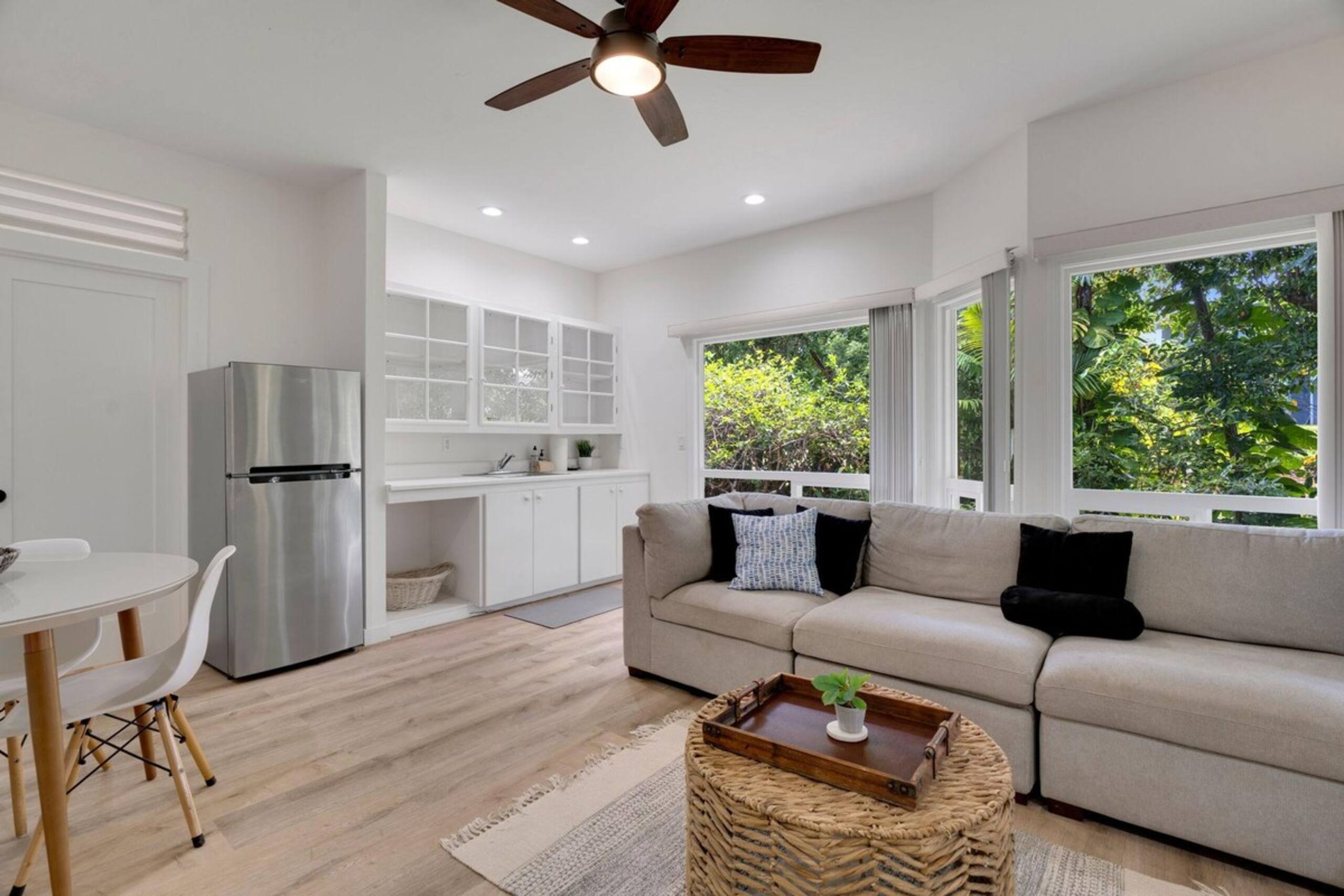 Bright & Airy Princeville Home with High-Speed WiF - Photo 25