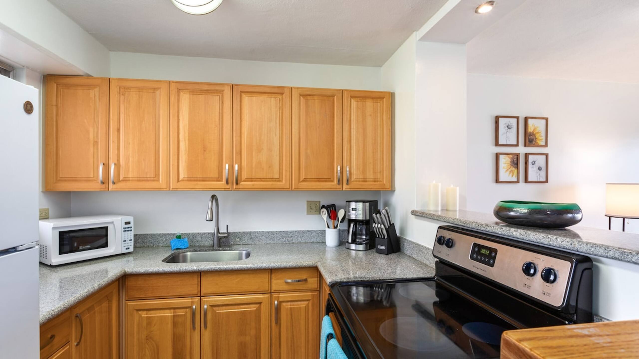 05 FREE Parking/10 min beach/2br-Waikiki/Ala Moana - Photo 3