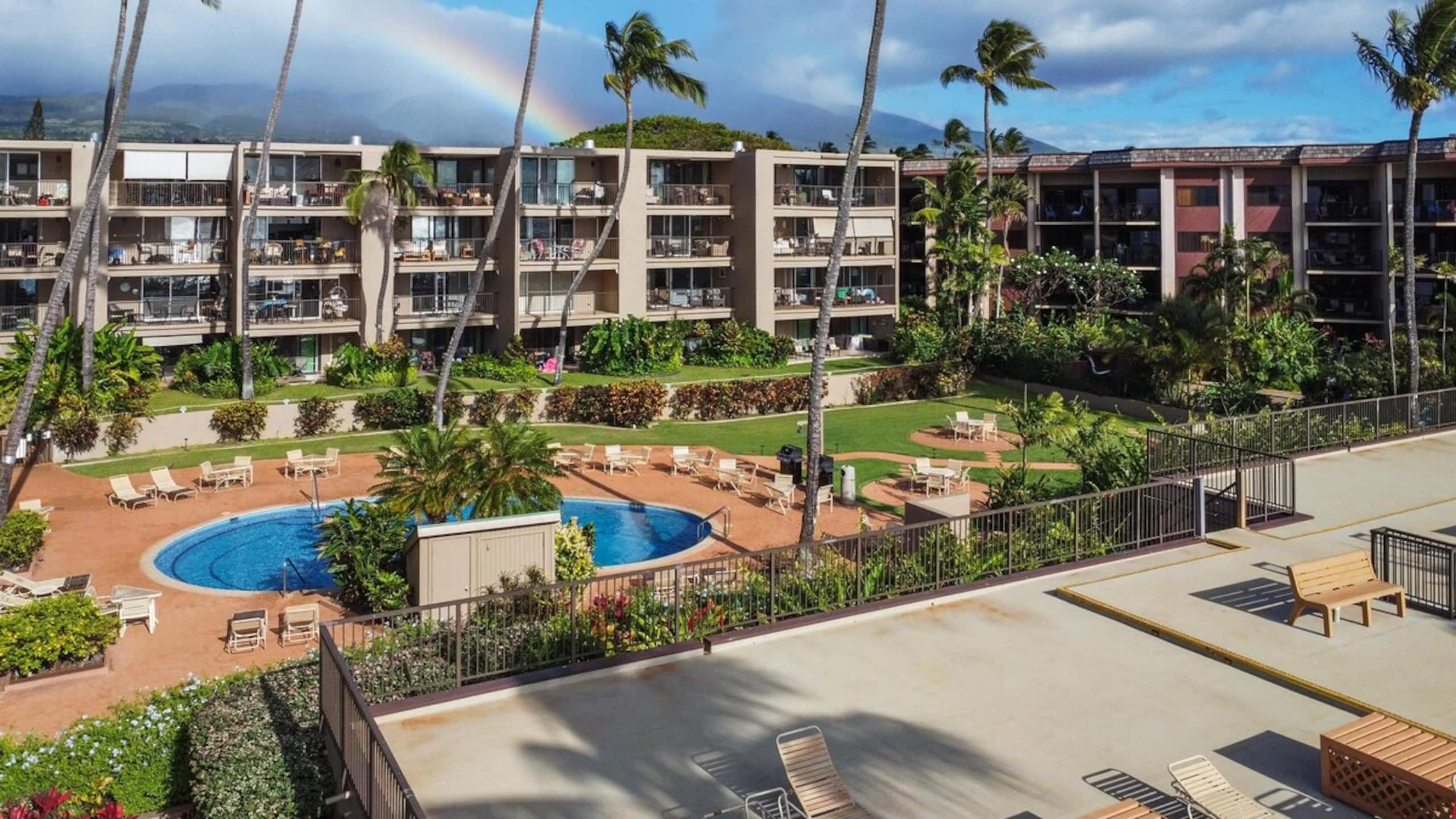 Oceanfront 2BR Condo w/ Pool Access & Sunset Views - Photo 51