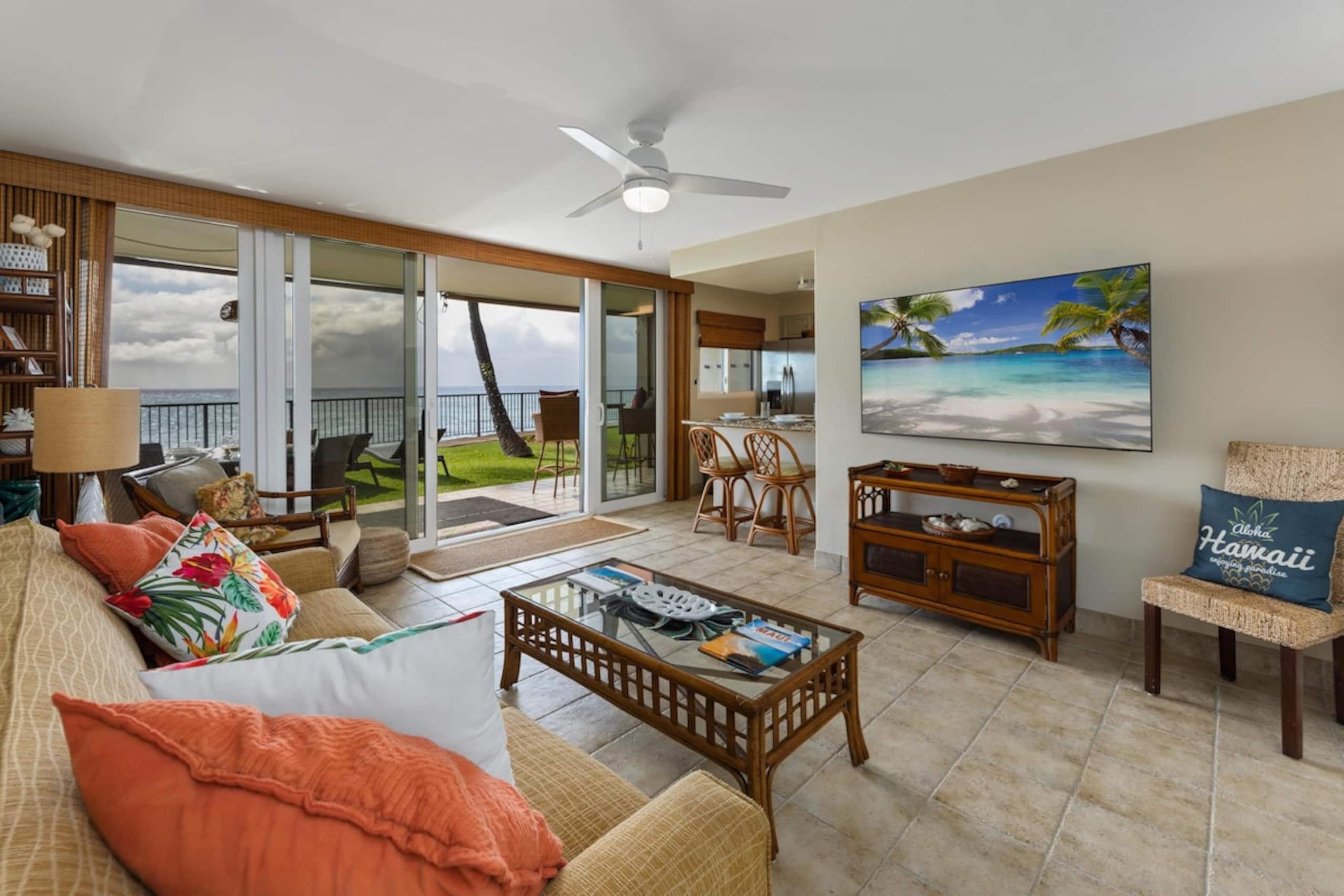 Oceanfront 2BR Condo w/ Pool Access & Sunset Views - Photo 3
