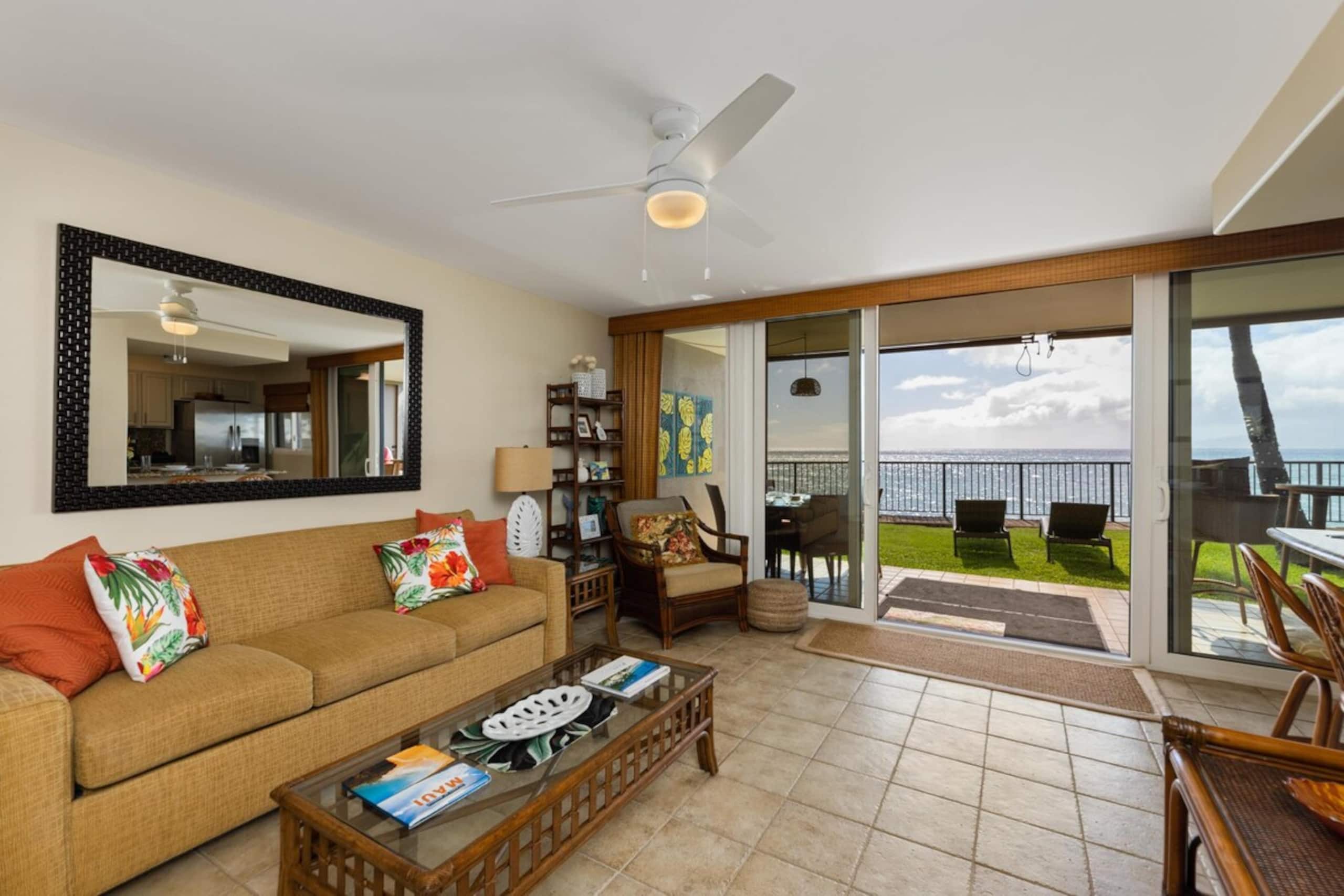 Oceanfront 2BR Condo w/ Pool Access & Sunset Views - Photo 5
