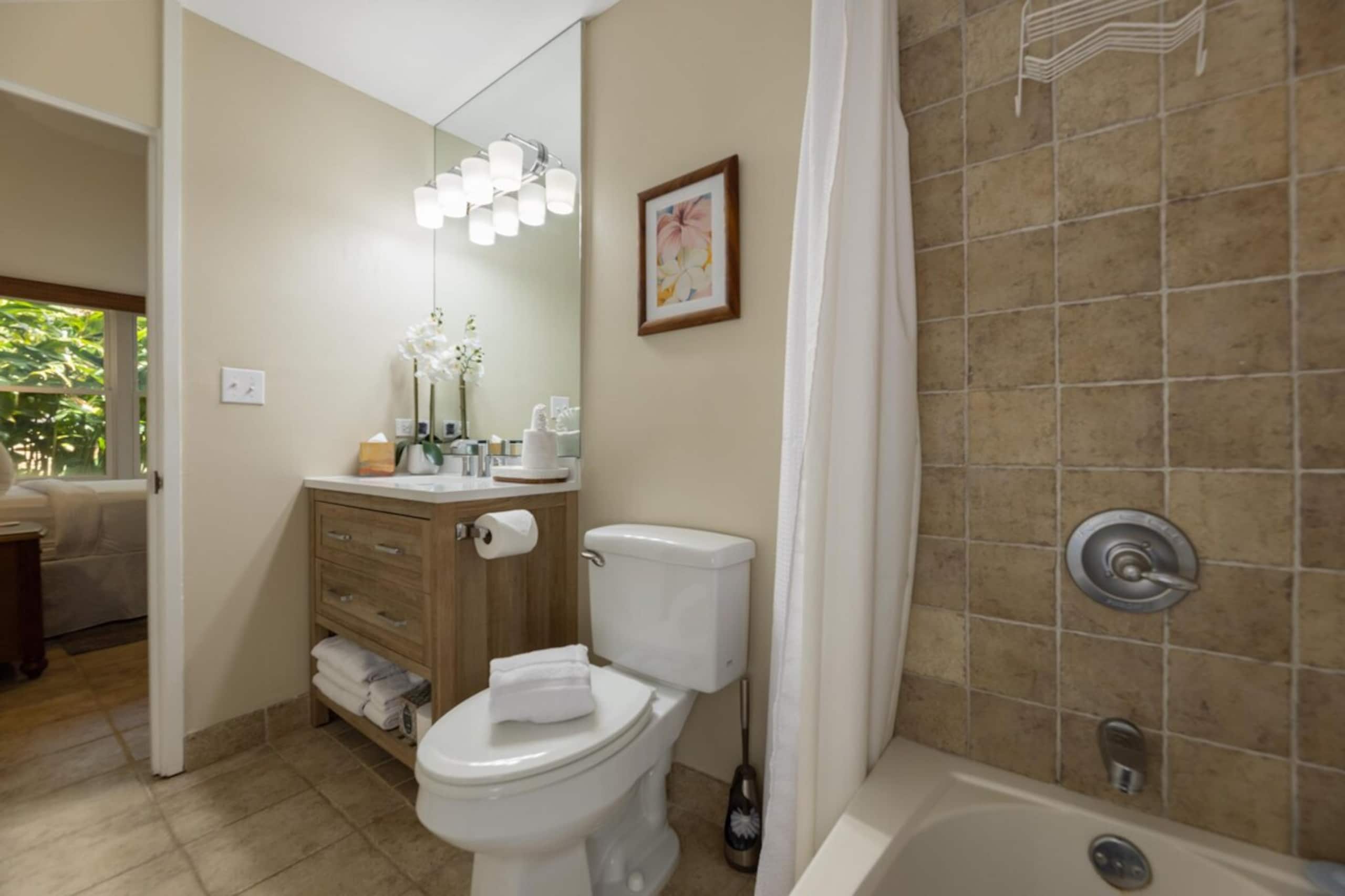 Oceanfront 2BR Condo w/ Pool Access & Sunset Views - Photo 35