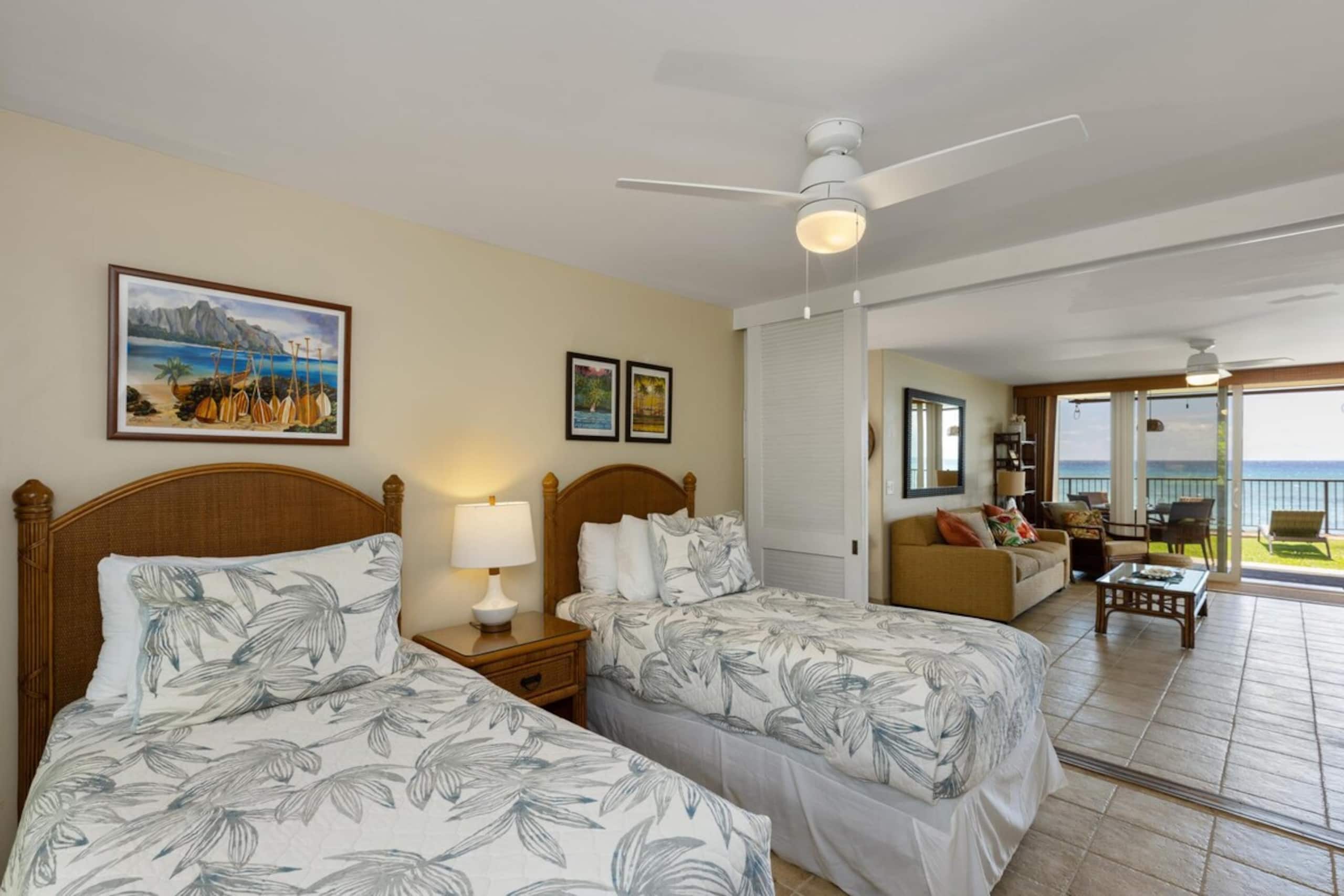 Oceanfront 2BR Condo w/ Pool Access & Sunset Views - Photo 2
