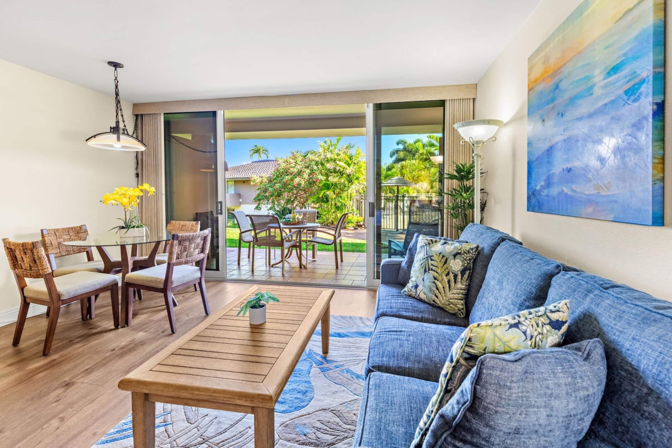 Modern ground-floor condo - Photo 1