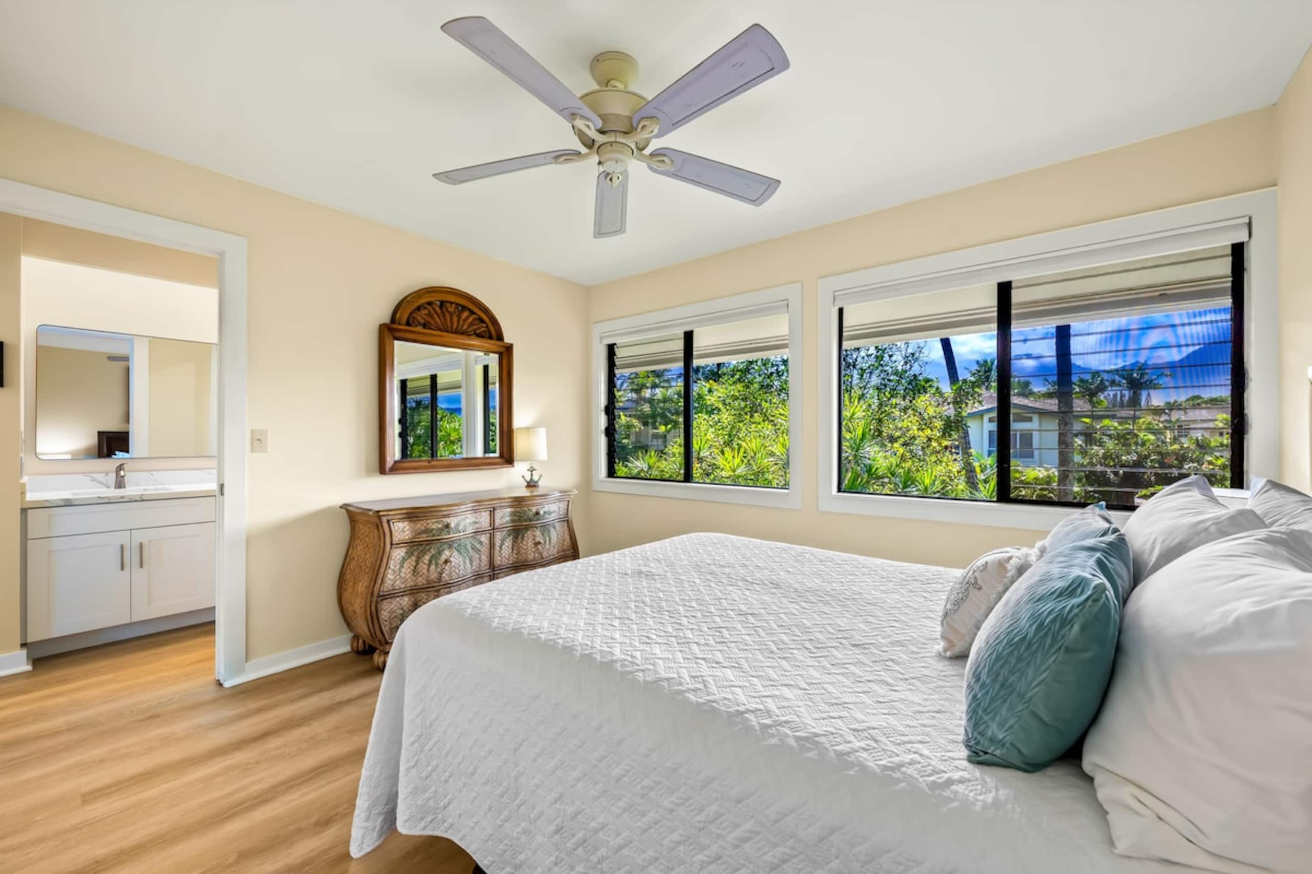 Beautiful Gem Views of Paradise - Photo 17
