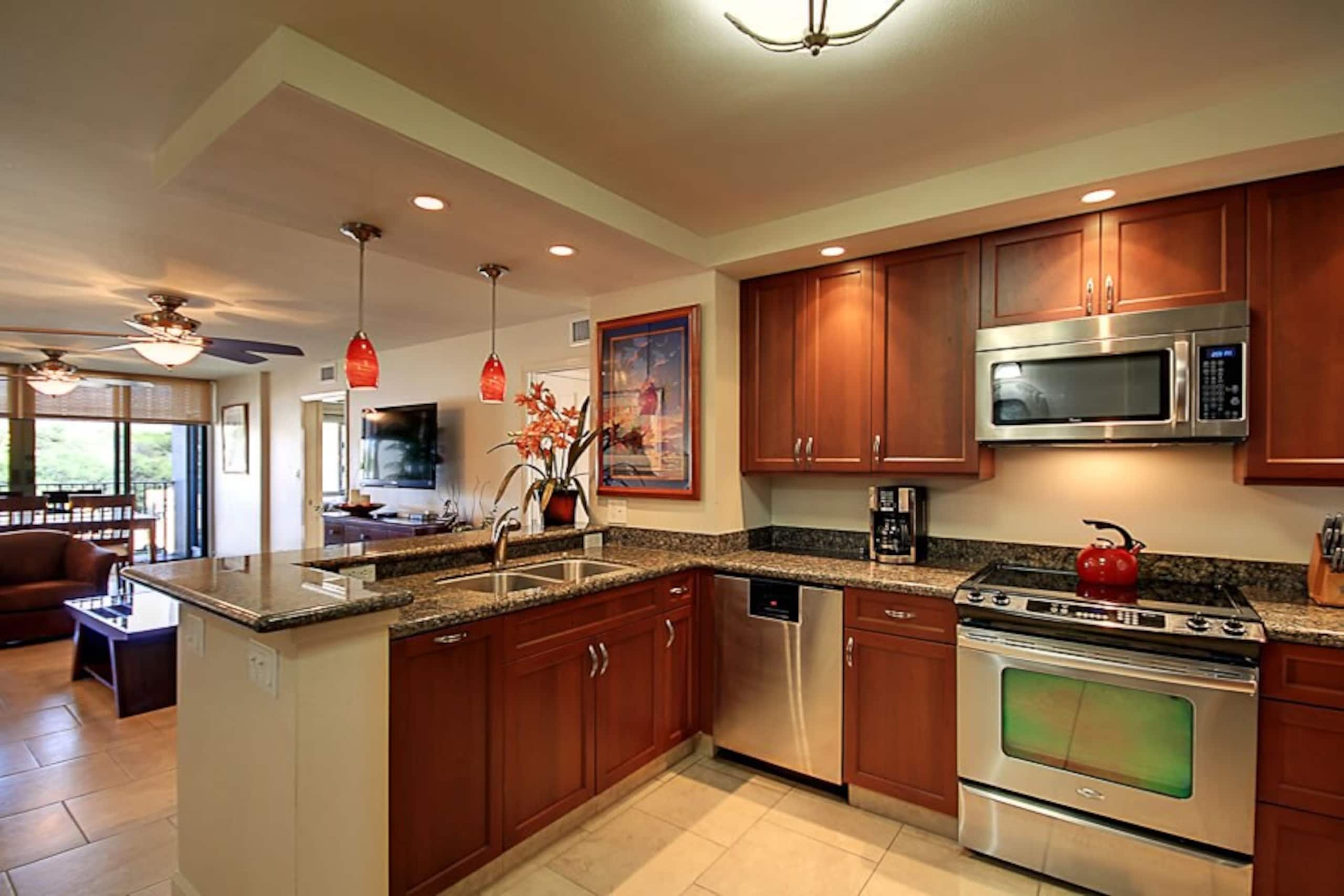 Remodeled Mountain View Condo - Royal Mauian 601 - Photo 8