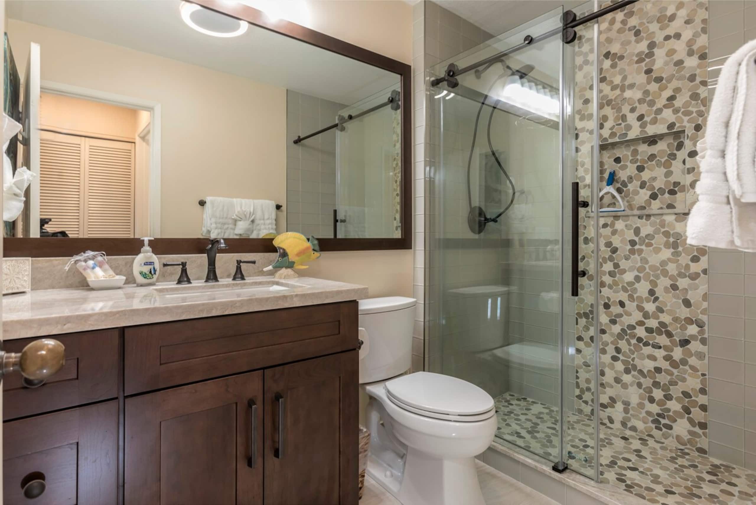 Ocean View, A/c, Wifi, Newly Renovated MKH211 - Photo 15