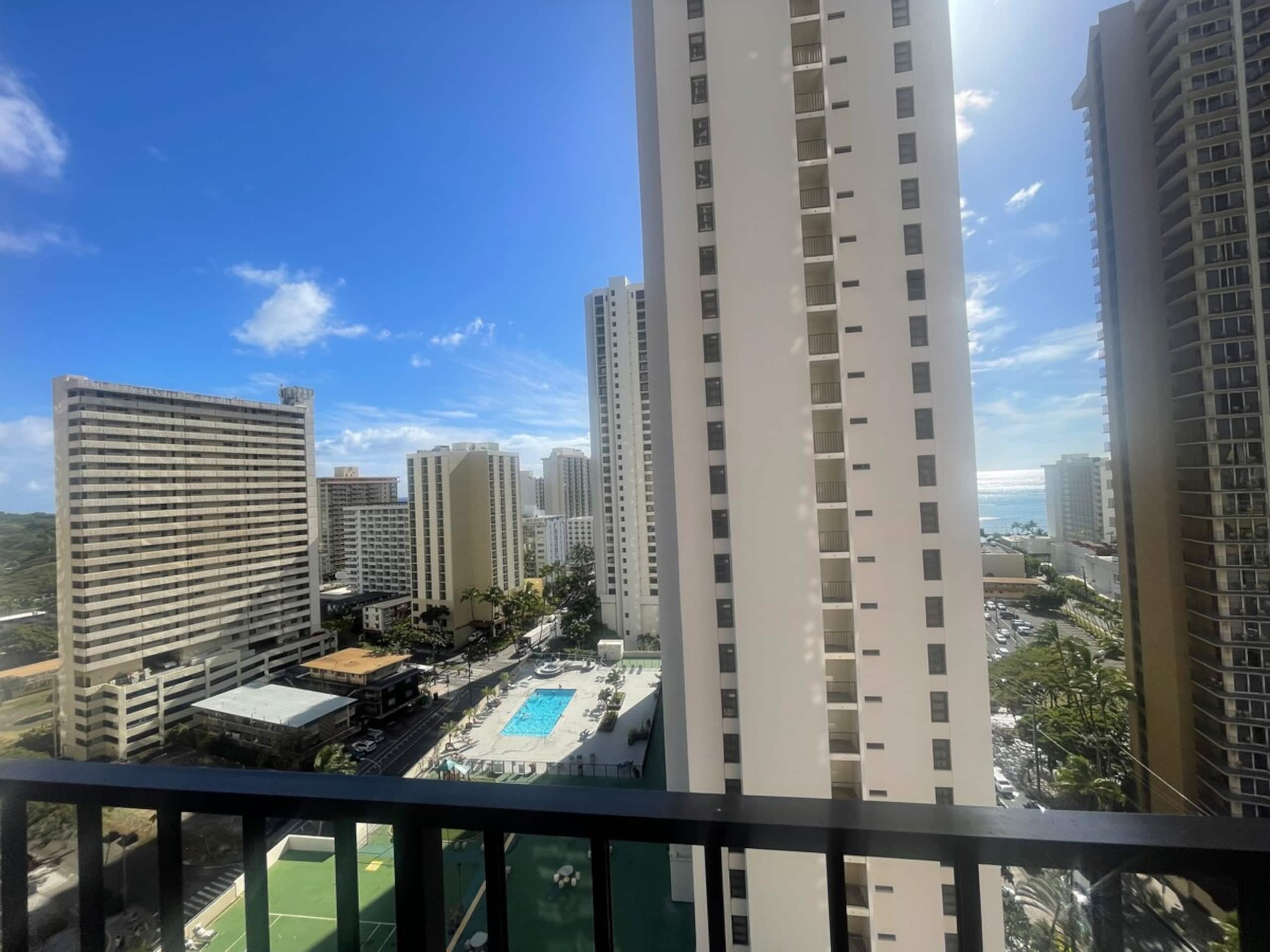 Brand New Waikiki Ocean View Condo w/Free Parking - Photo 19