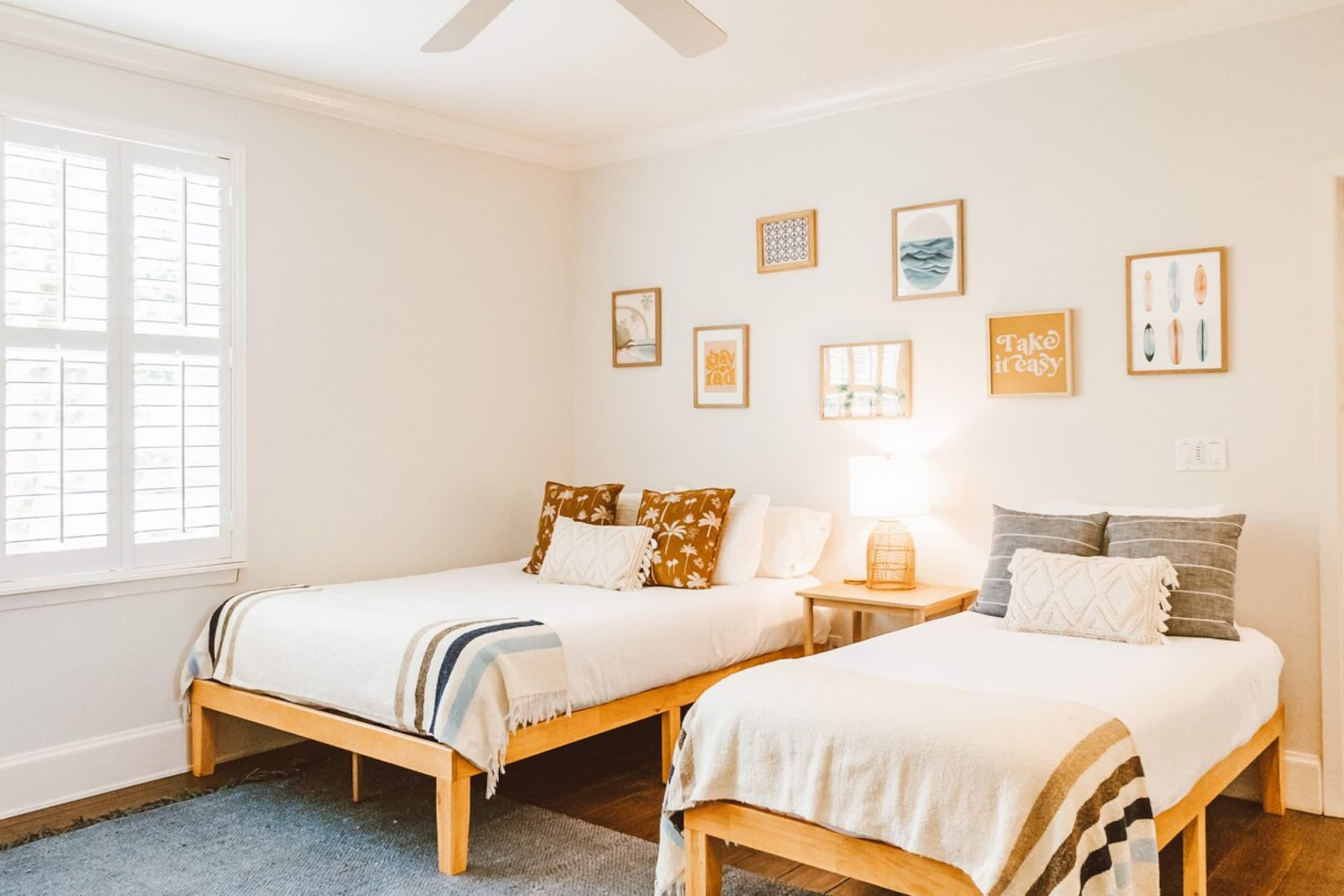 Spacious, Appointed 2bdrm - Central A/C - Pool - Photo 18