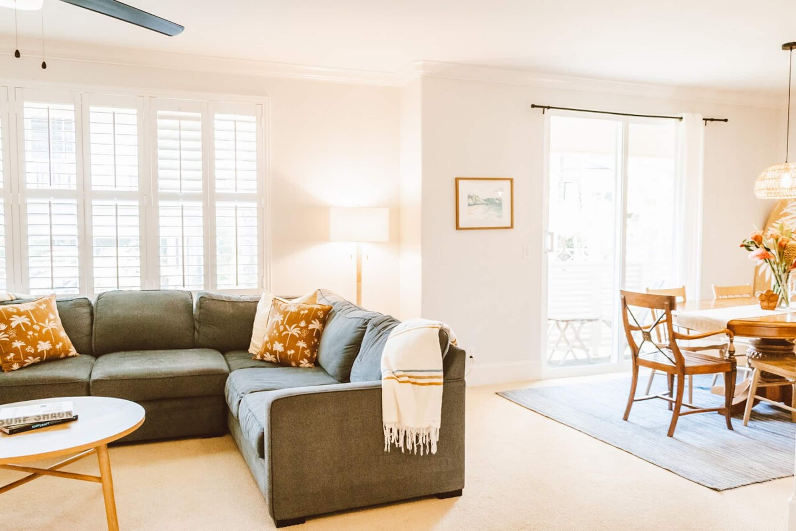 Spacious, Appointed 2bdrm - Central A/C - Pool - Photo 6