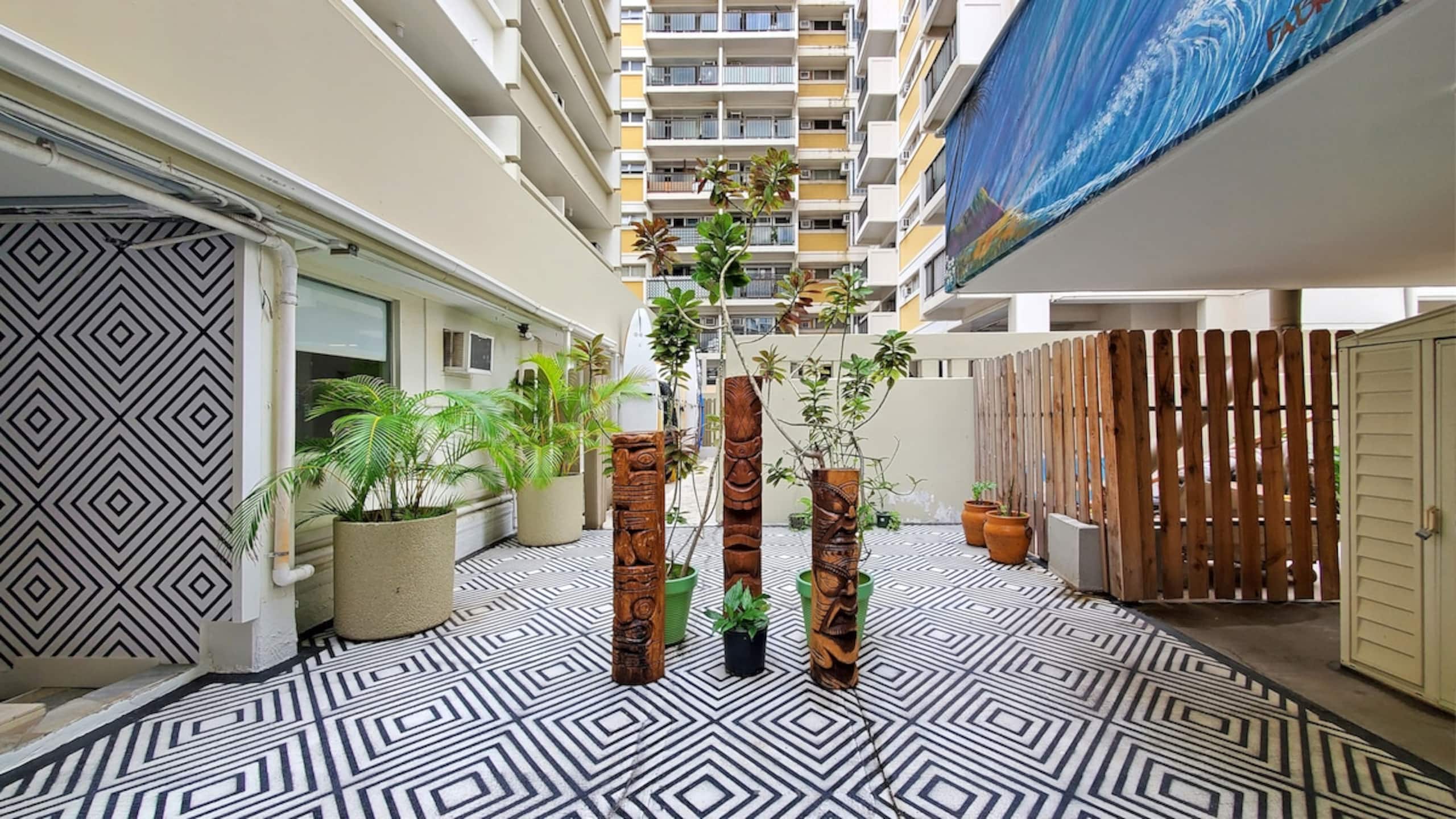 Budget 2 blocks to Beach by Aloha-Waikiki 41 - Photo 22