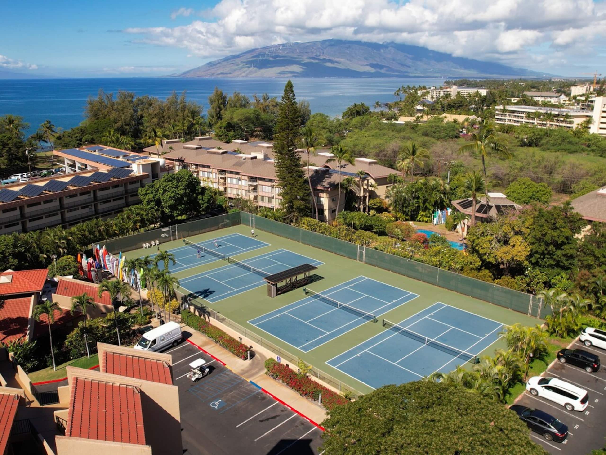 Kihei Beach Retreat: Ocean Views and Sandy Feet! - Photo 27
