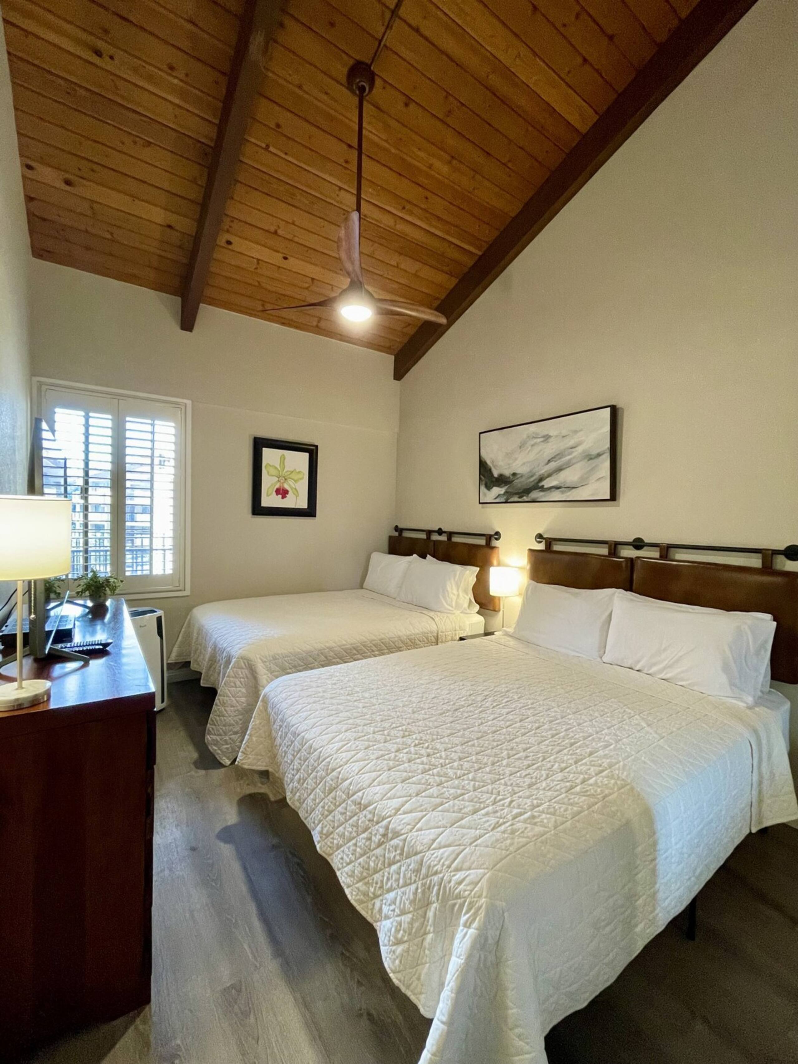 Kihei Beach Retreat: Ocean Views and Sandy Feet! - Photo 5