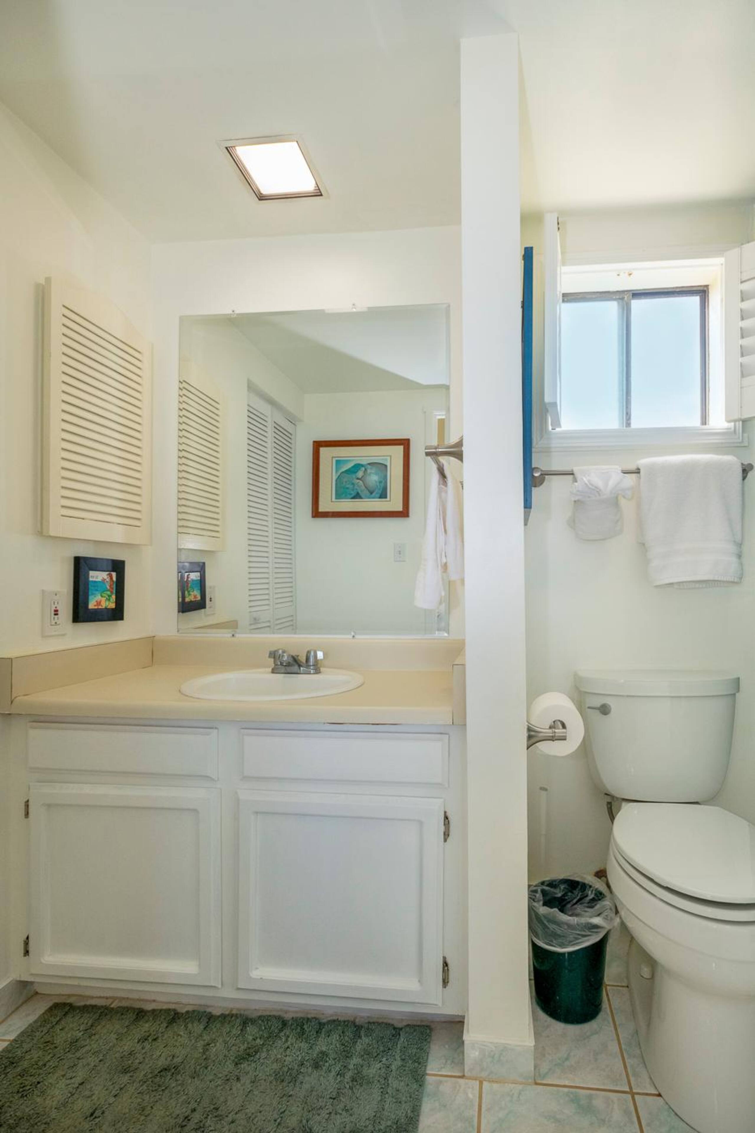 Updated ground floor unit with oceanfront views - Photo 32