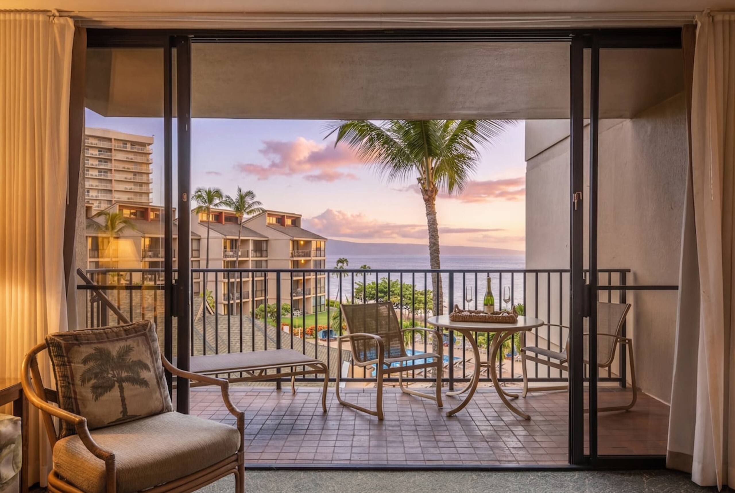 Oceanview 1 bedroom Resort condo, AC & amenities - Photo 29