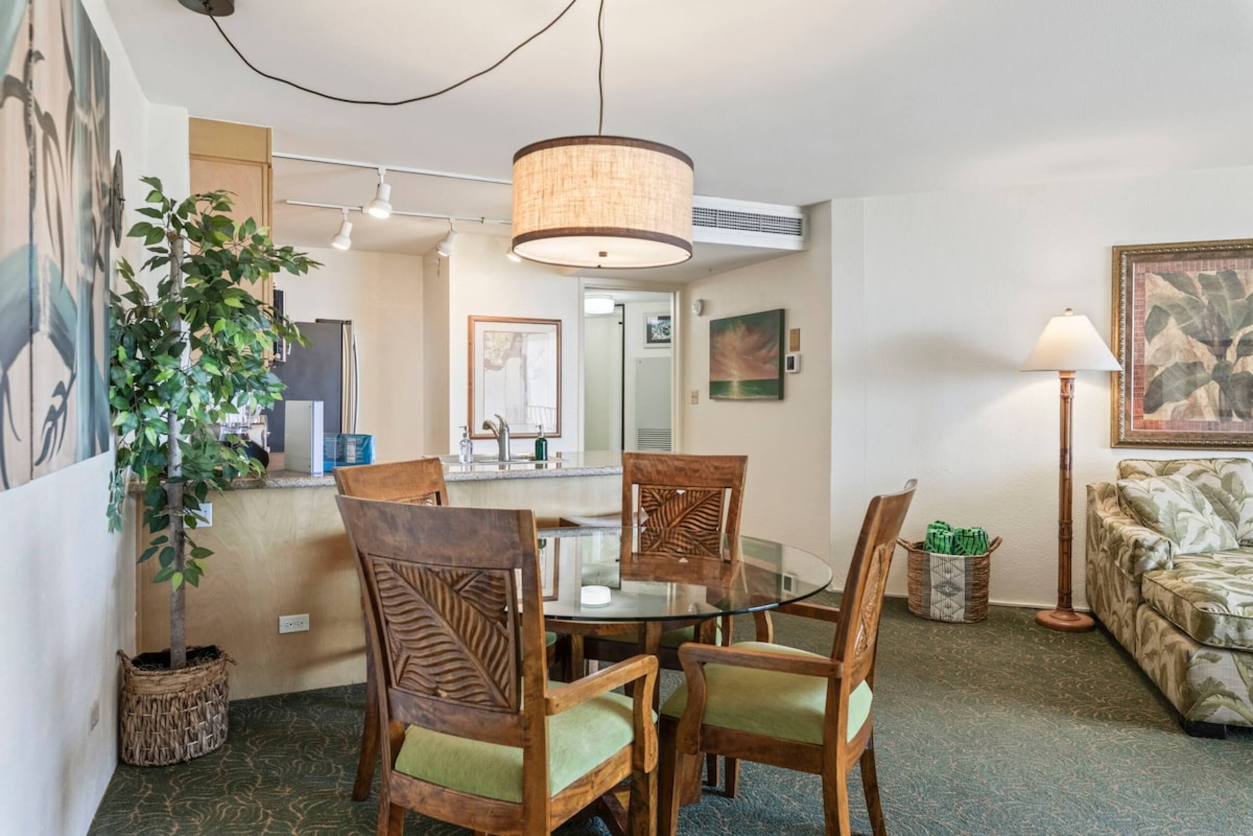 Oceanview 1 bedroom Resort condo, AC & amenities - Photo 12