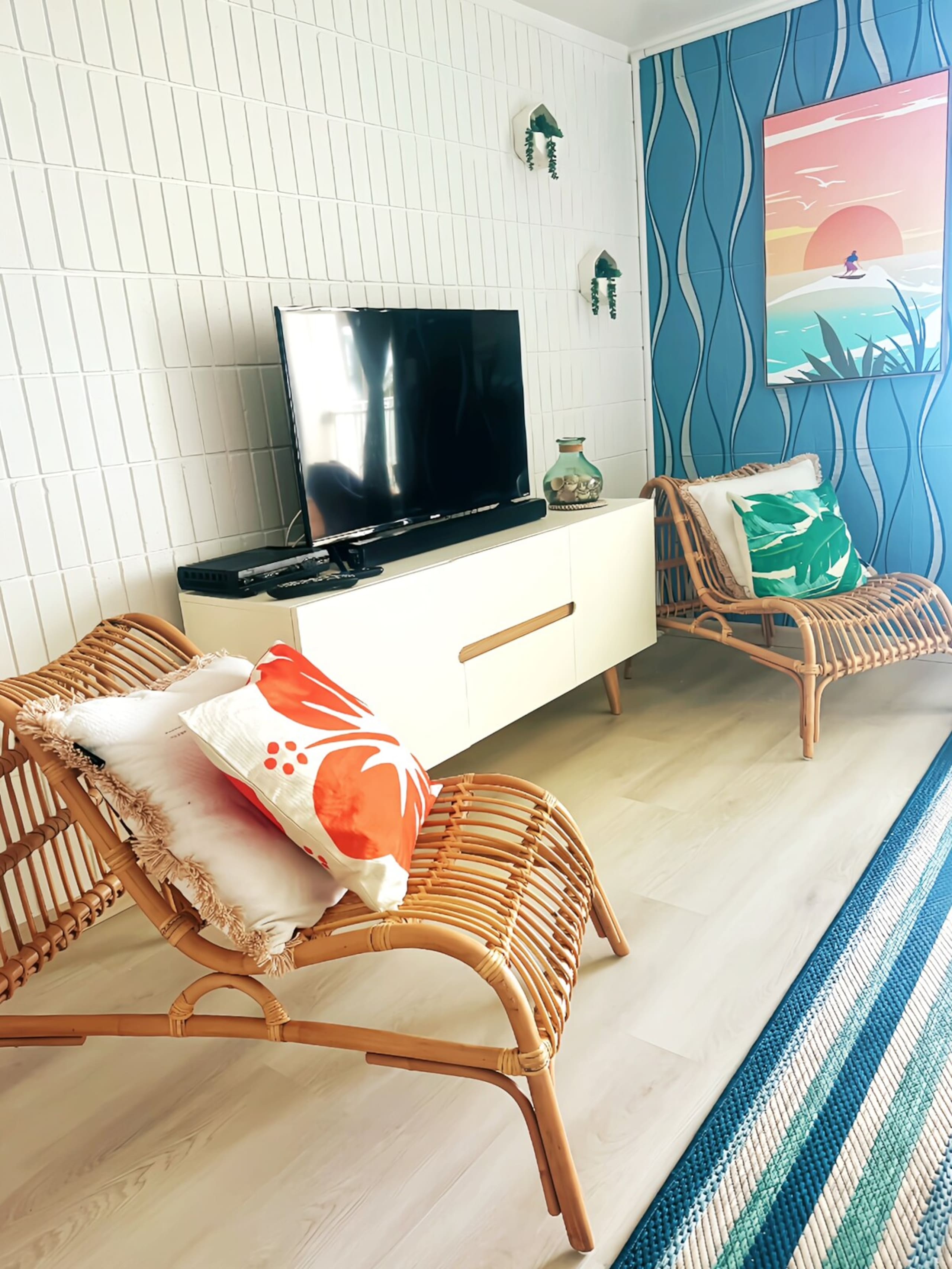 Second Wind,  Ocean front, Sunrise View! - Photo 16