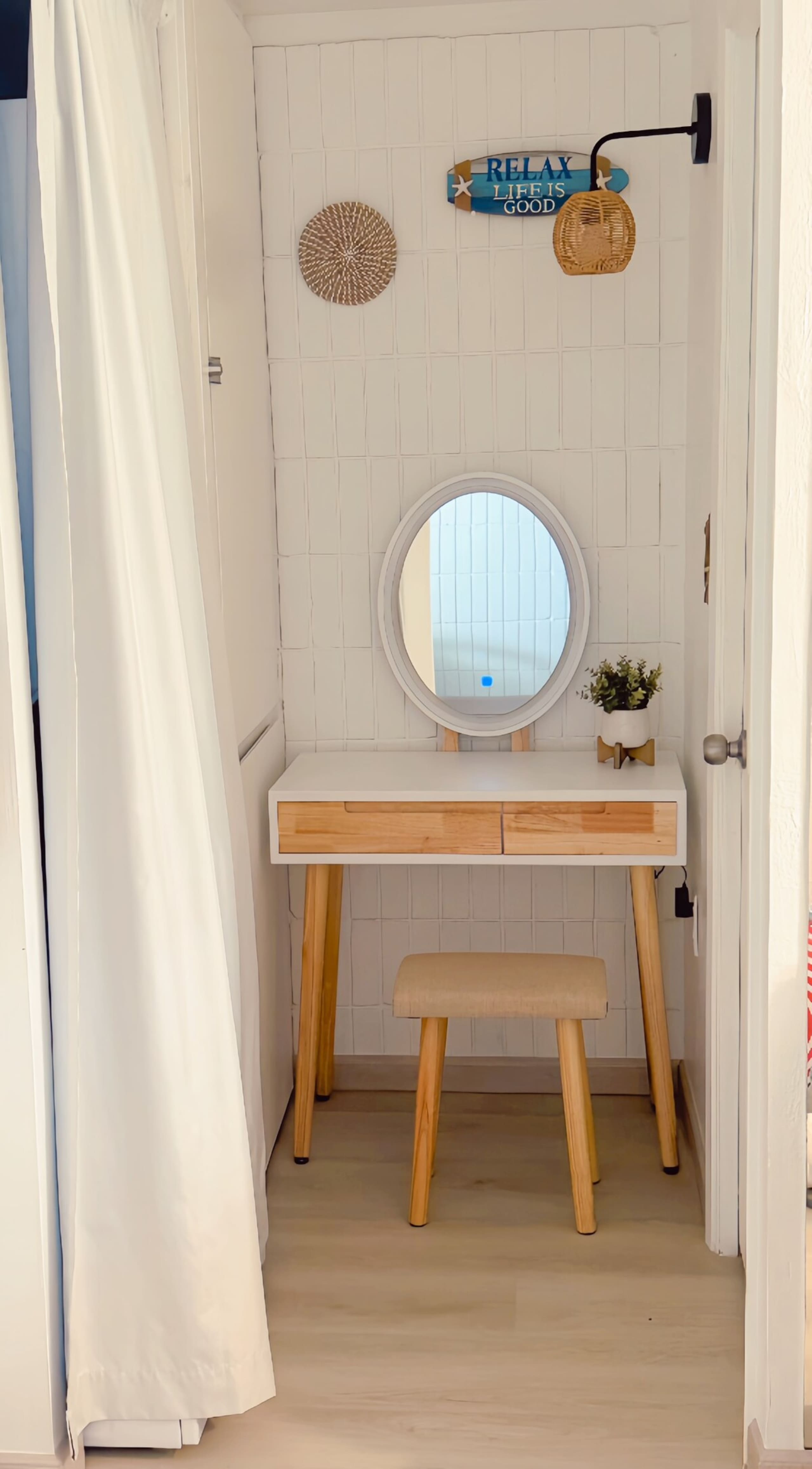 Second Wind,  Ocean front, Sunrise View! - Photo 15