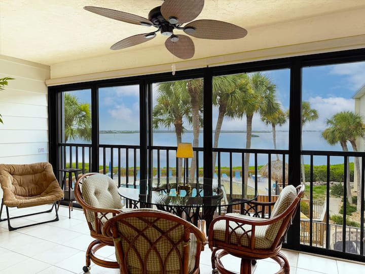 Sandpiper Key 2br Bay Views & Heated Pools - Englewood, FL