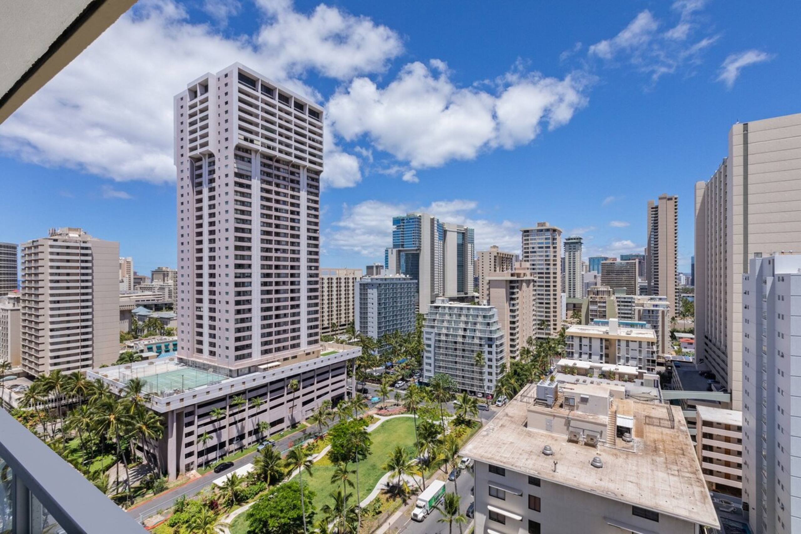 Island Colony Hotel 20th FL Panoramic View - Photo 41