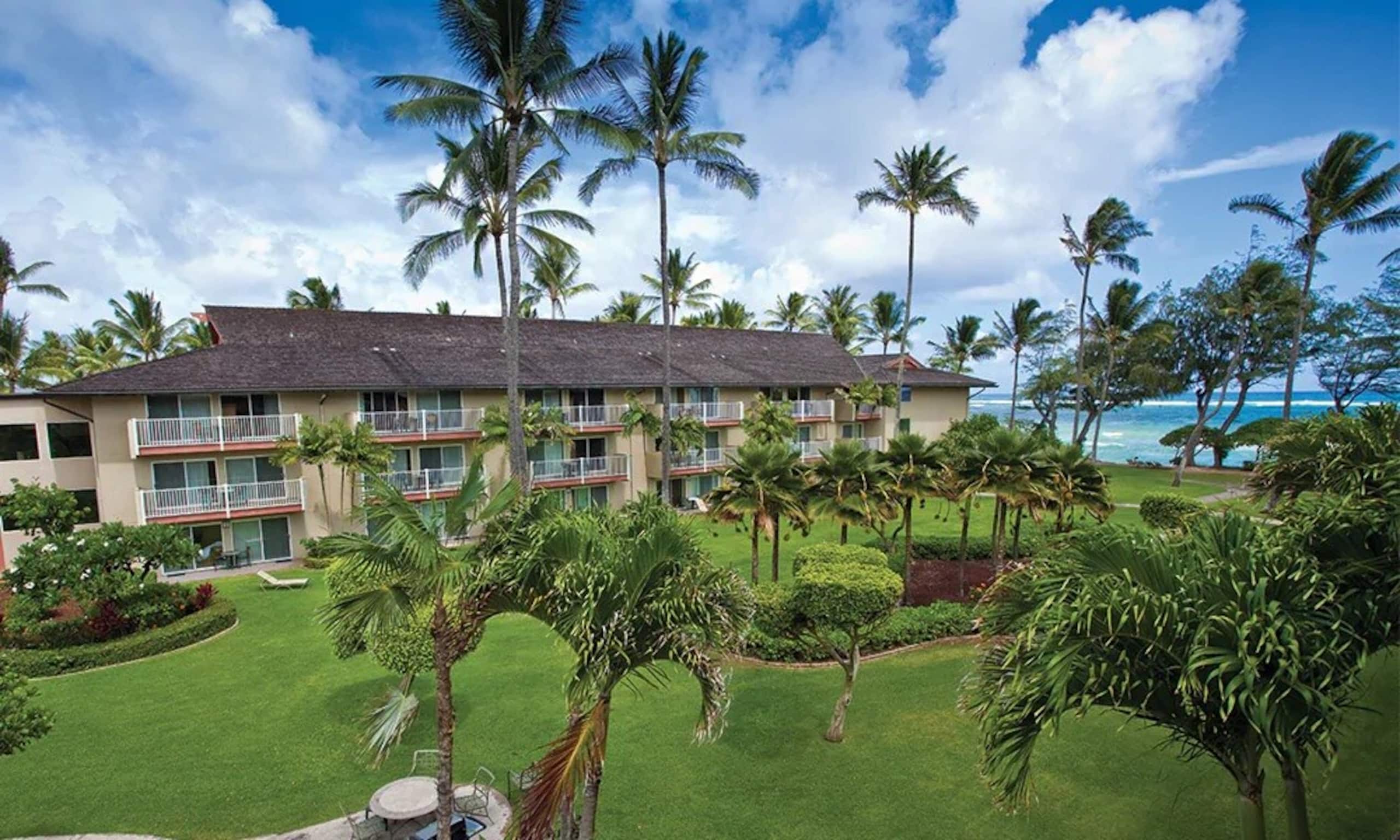 Kauai Coast Beachboy 1BR - Photo 12