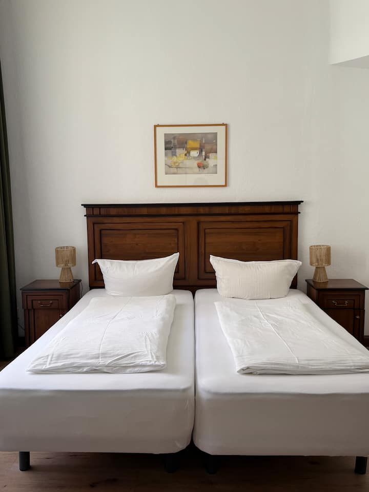 Doppelzimmer #24, Stock 2 - Halle (Saale)