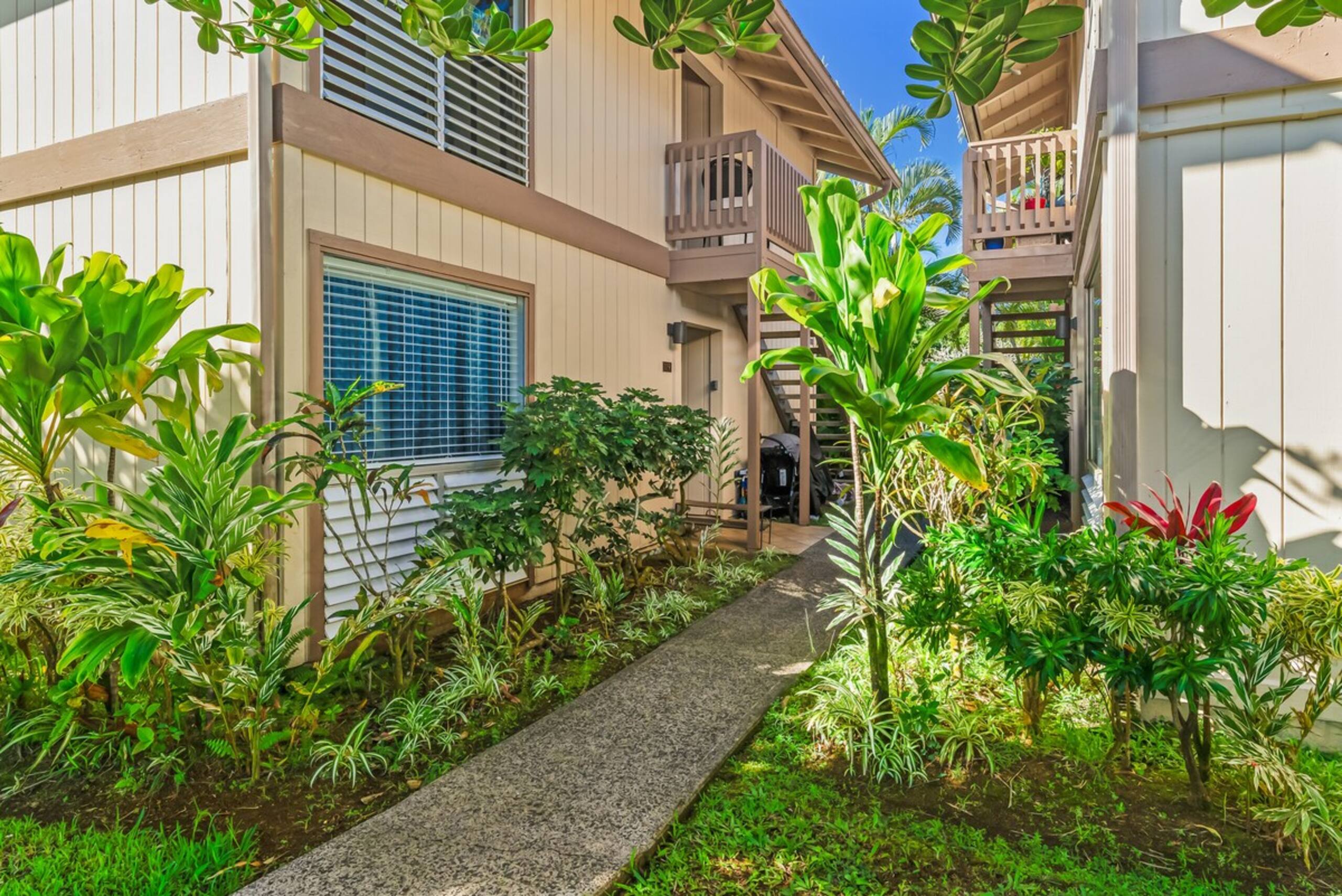 Kauai Oasis | NEW Design • Luxe, AC, Pool, Beaches - Photo 35