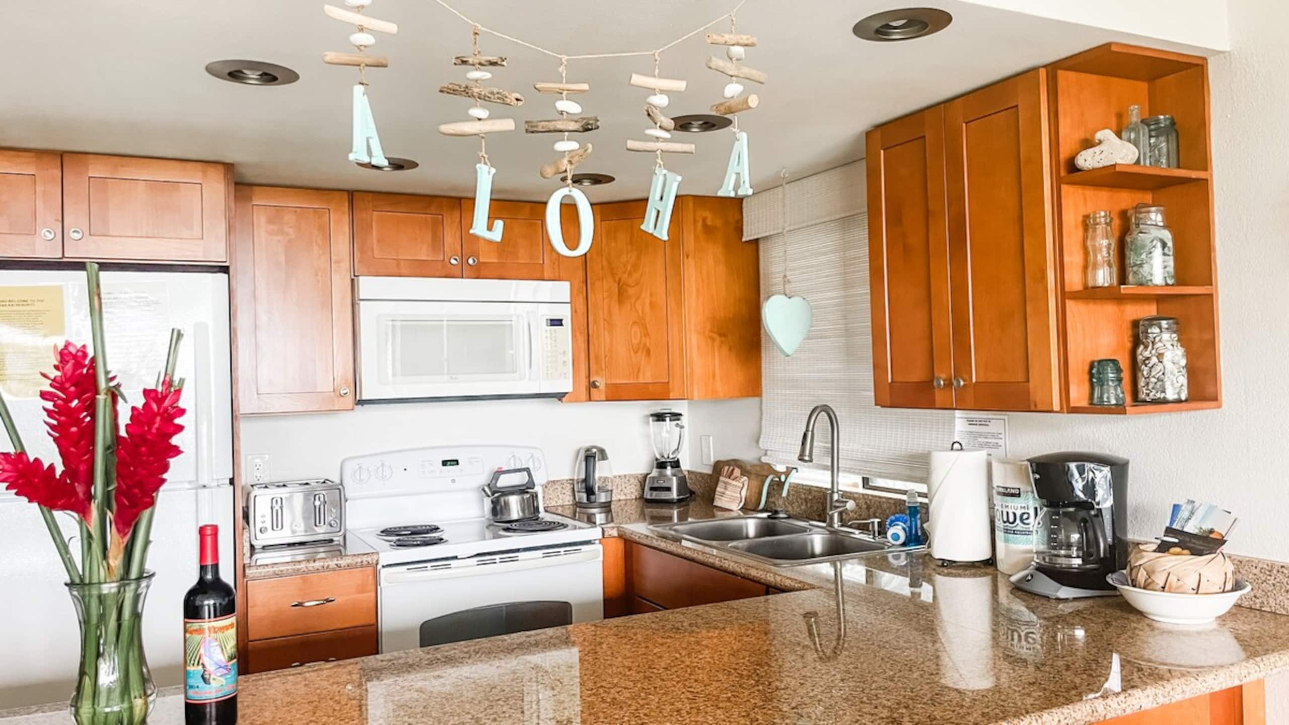 One bd Ocean grd fl, AC, wifi, pool, hot tub  D101 - Photo 2