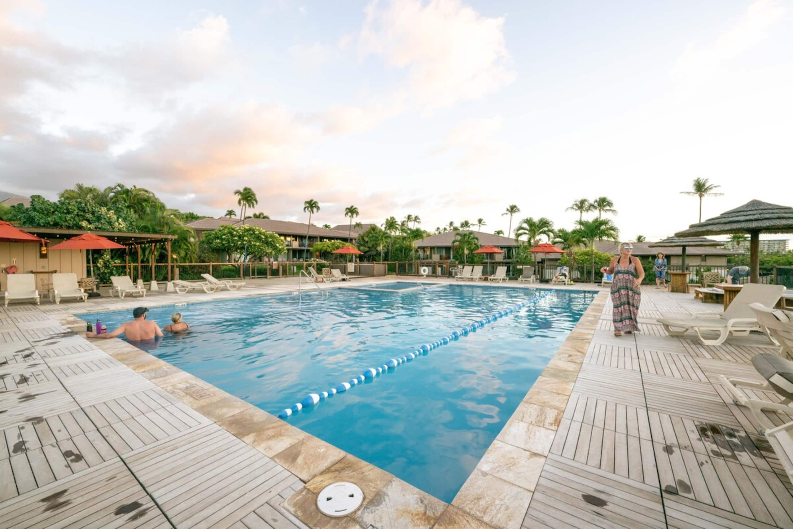 Walk to Kaanapali Beach Fully Remodeled 1BR, Pool - Photo 26