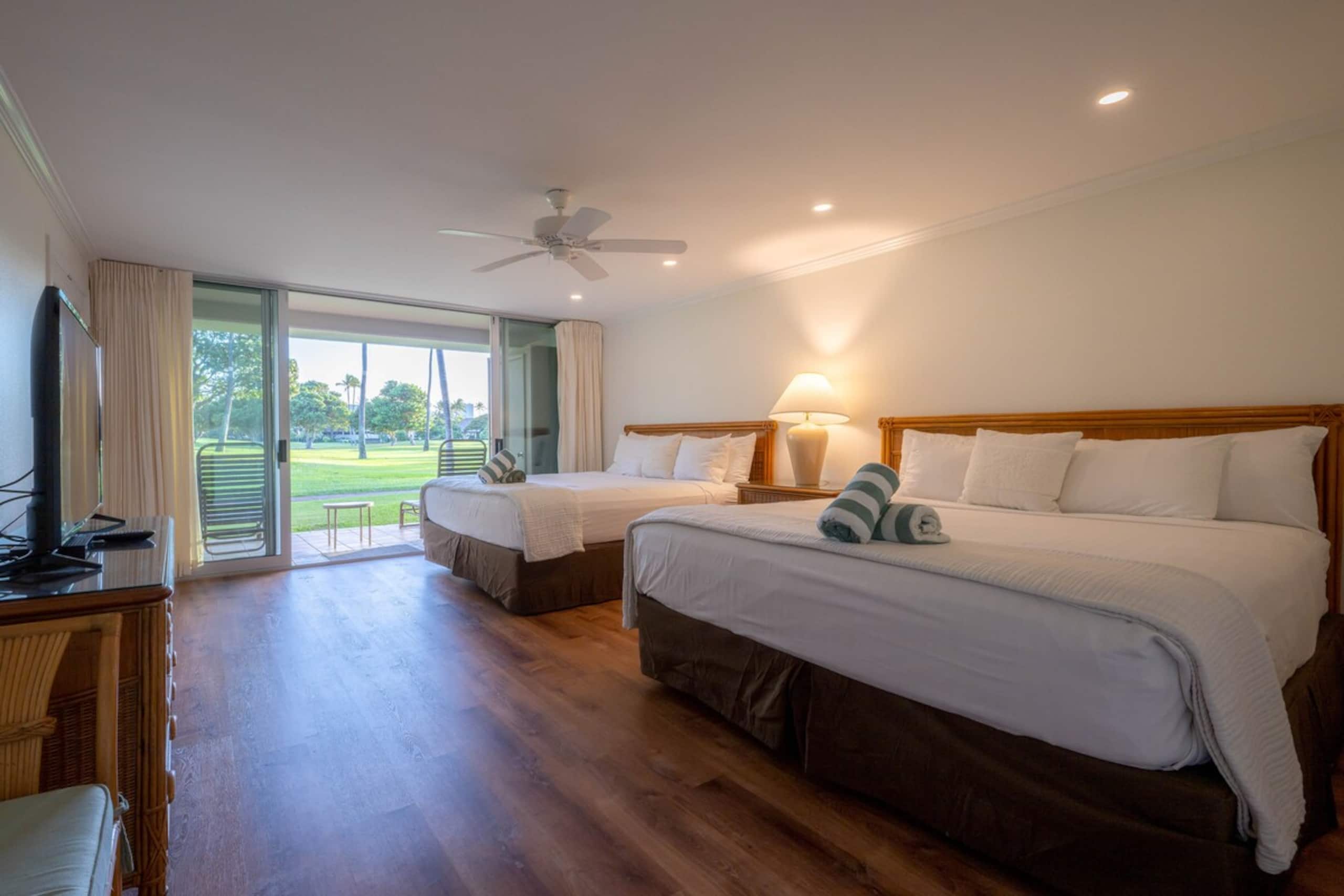 Walk to Kaanapali Beach Fully Remodeled 1BR, Pool - Photo 14