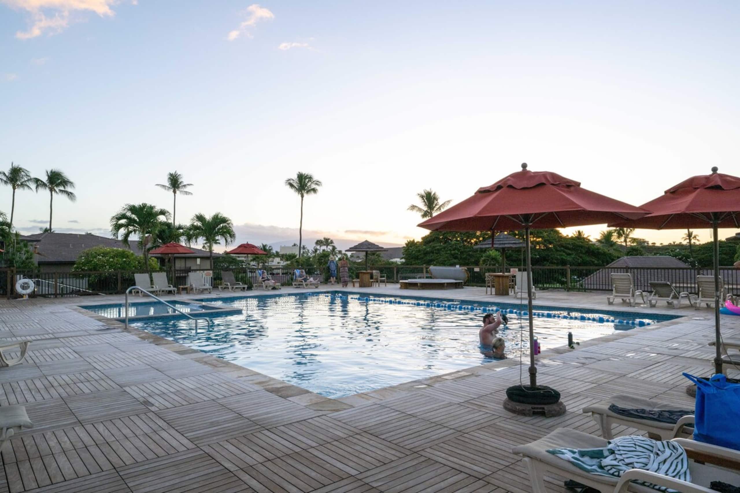 Walk to Kaanapali Beach Fully Remodeled 1BR, Pool - Photo 25