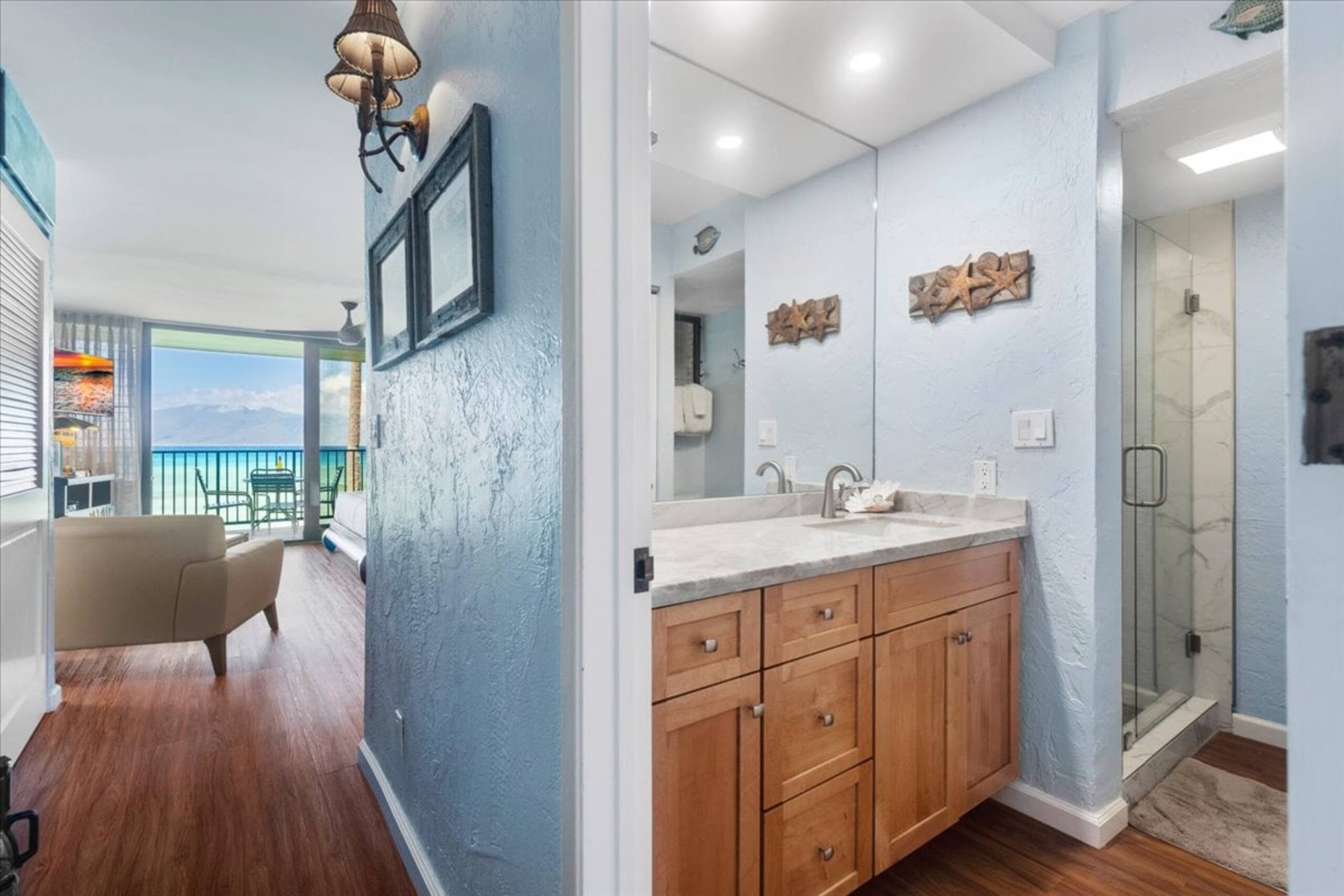 Stunning Oceanfront Luxury - Photo 12