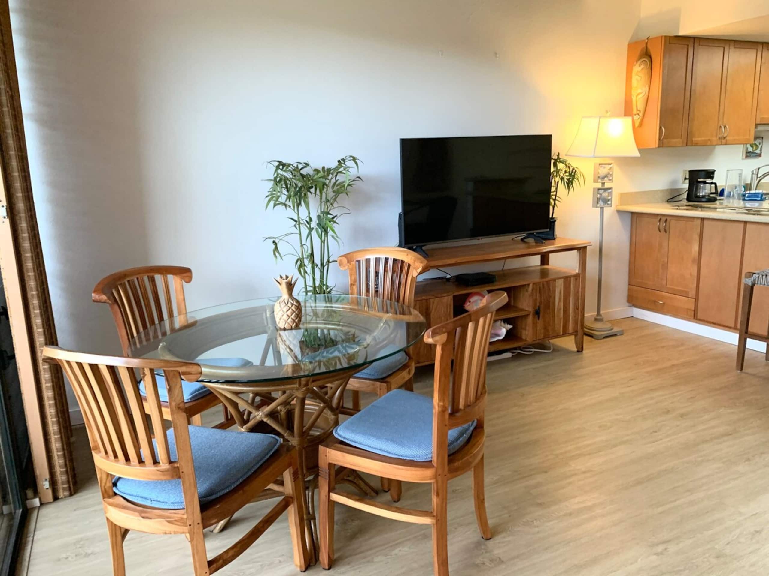 Tropical Newly Upgraded with CourtyardViews - Photo 8