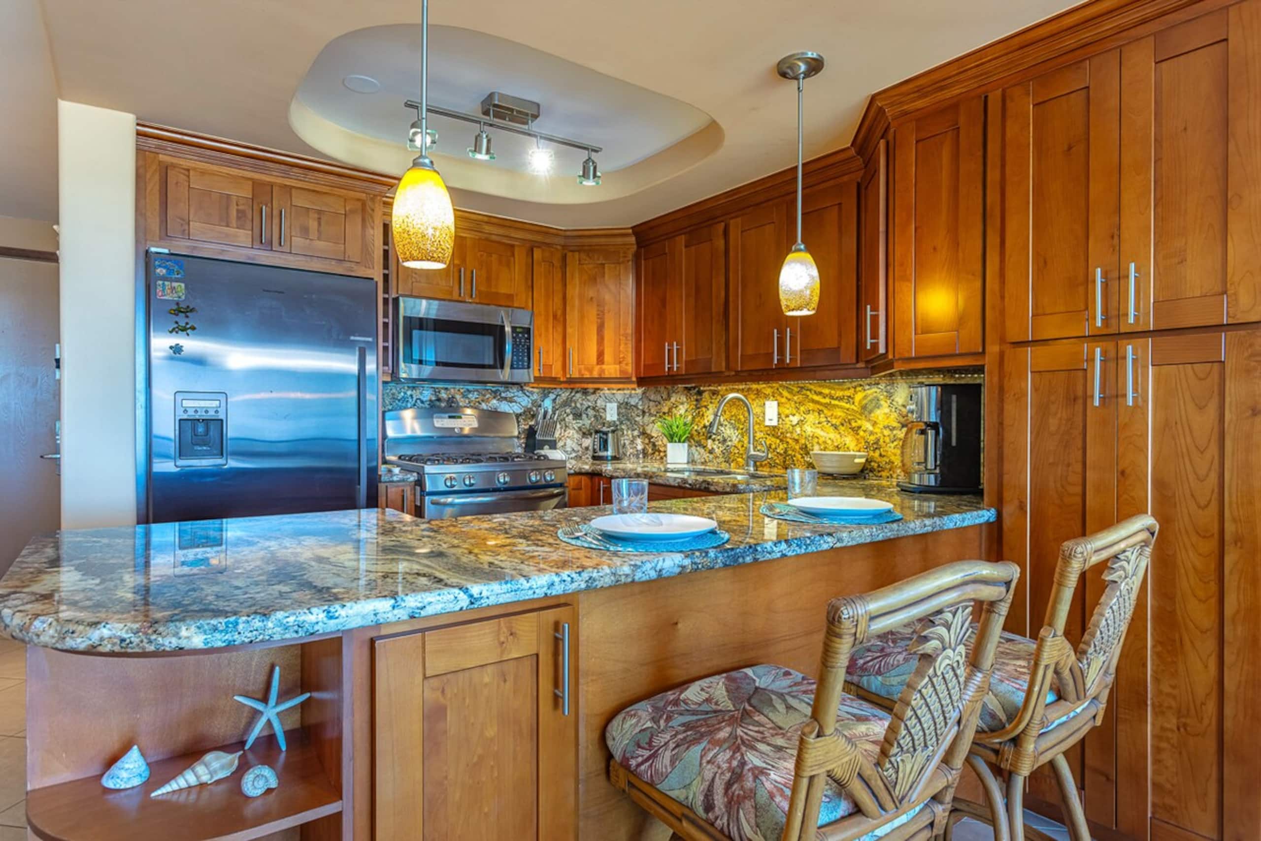 Beachfront 1BR Kihei condo w/ pool and lanai - Photo 10