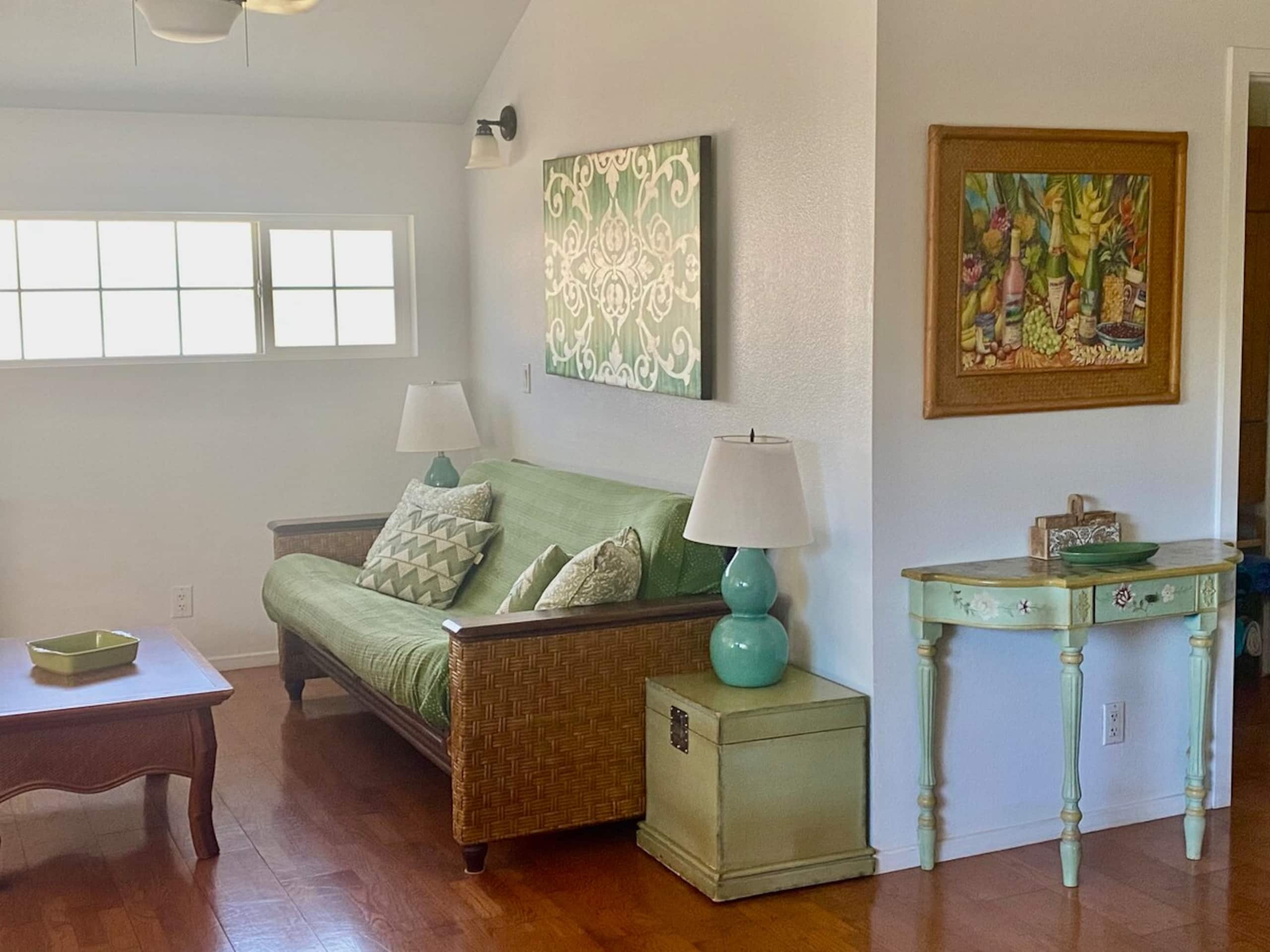 Green Turtle Two Bedroom House - Photo 2
