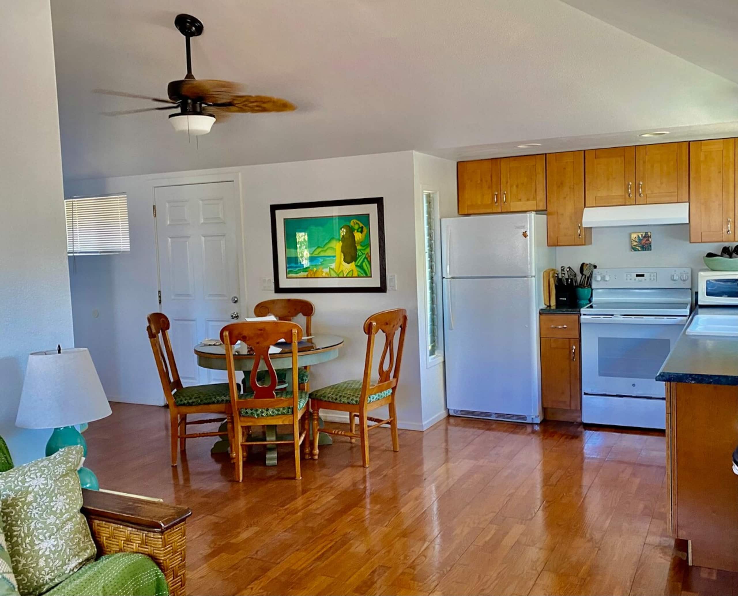 Green Turtle Two Bedroom House - Photo 17