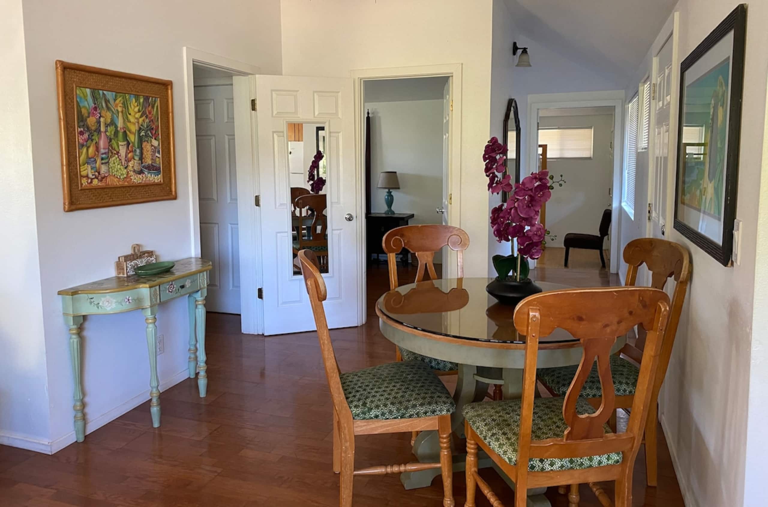 Green Turtle Two Bedroom House - Photo 9