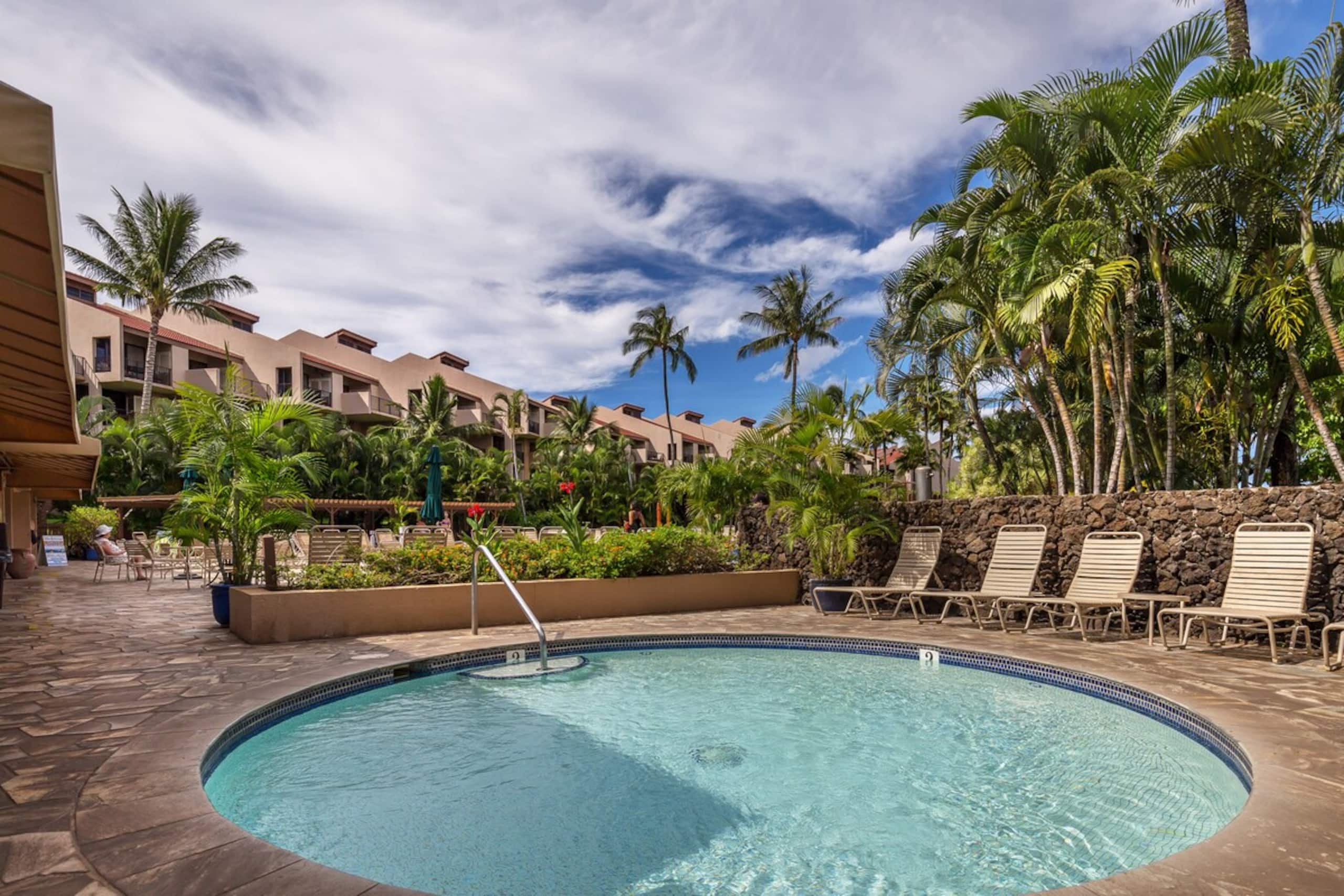 Remodeled Kamaole Sands-Large Lanai-Great Location - Photo 16