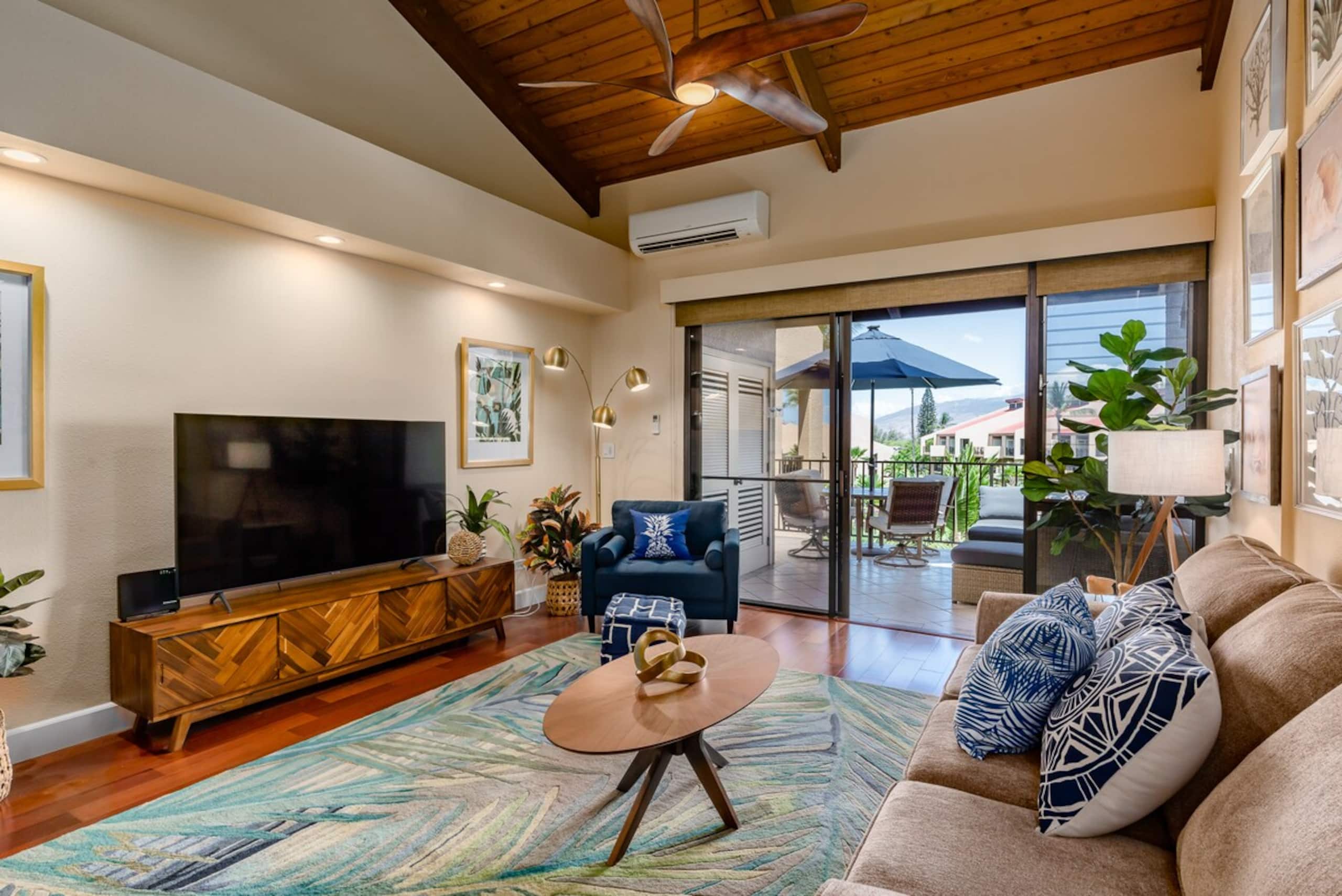 Remodeled Kamaole Sands-Large Lanai-Great Location - Photo 4