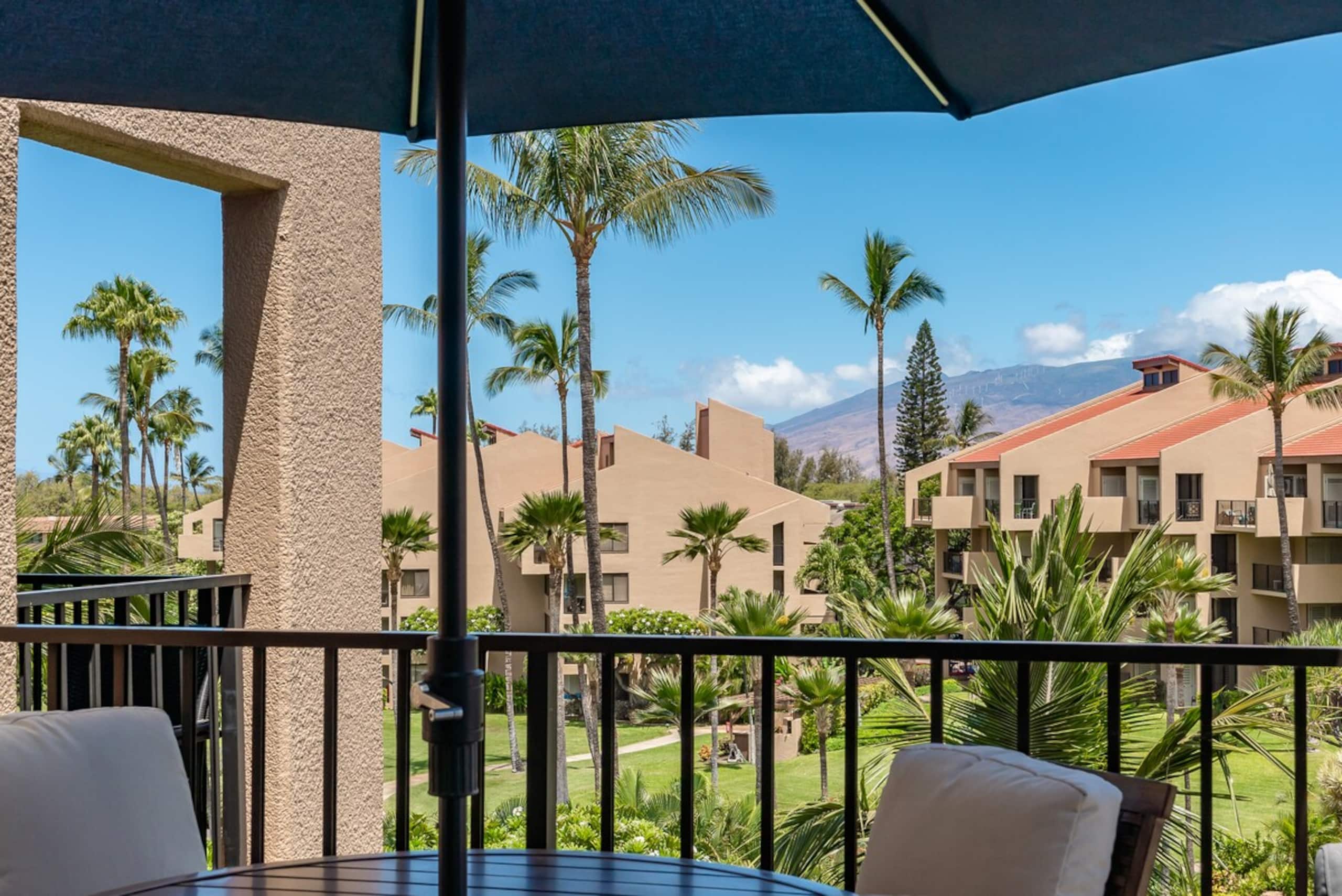 Remodeled Kamaole Sands-Large Lanai-Great Location - Photo 12