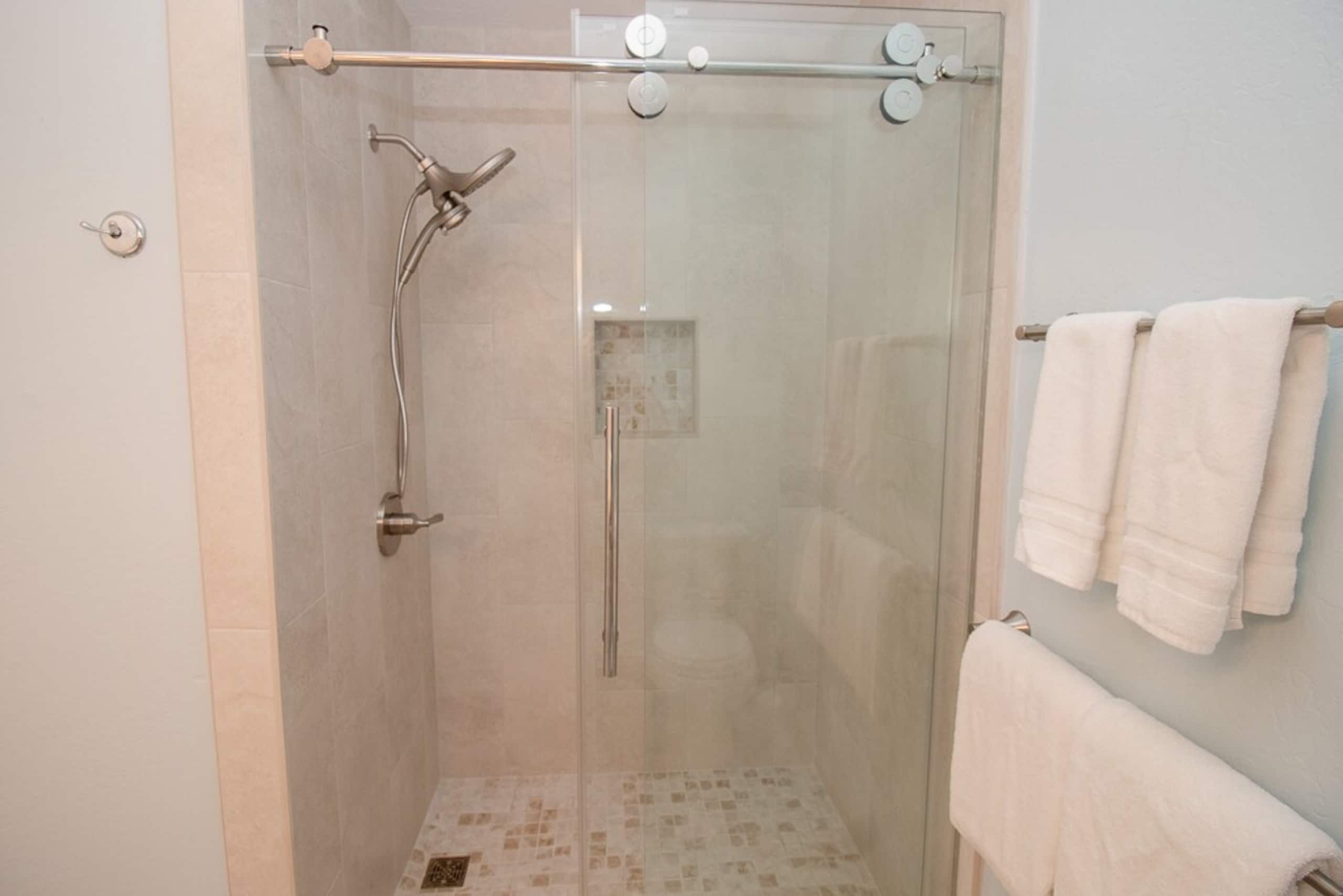 One Bedroom Condo Across Kamaole Beach Park III - Photo 23