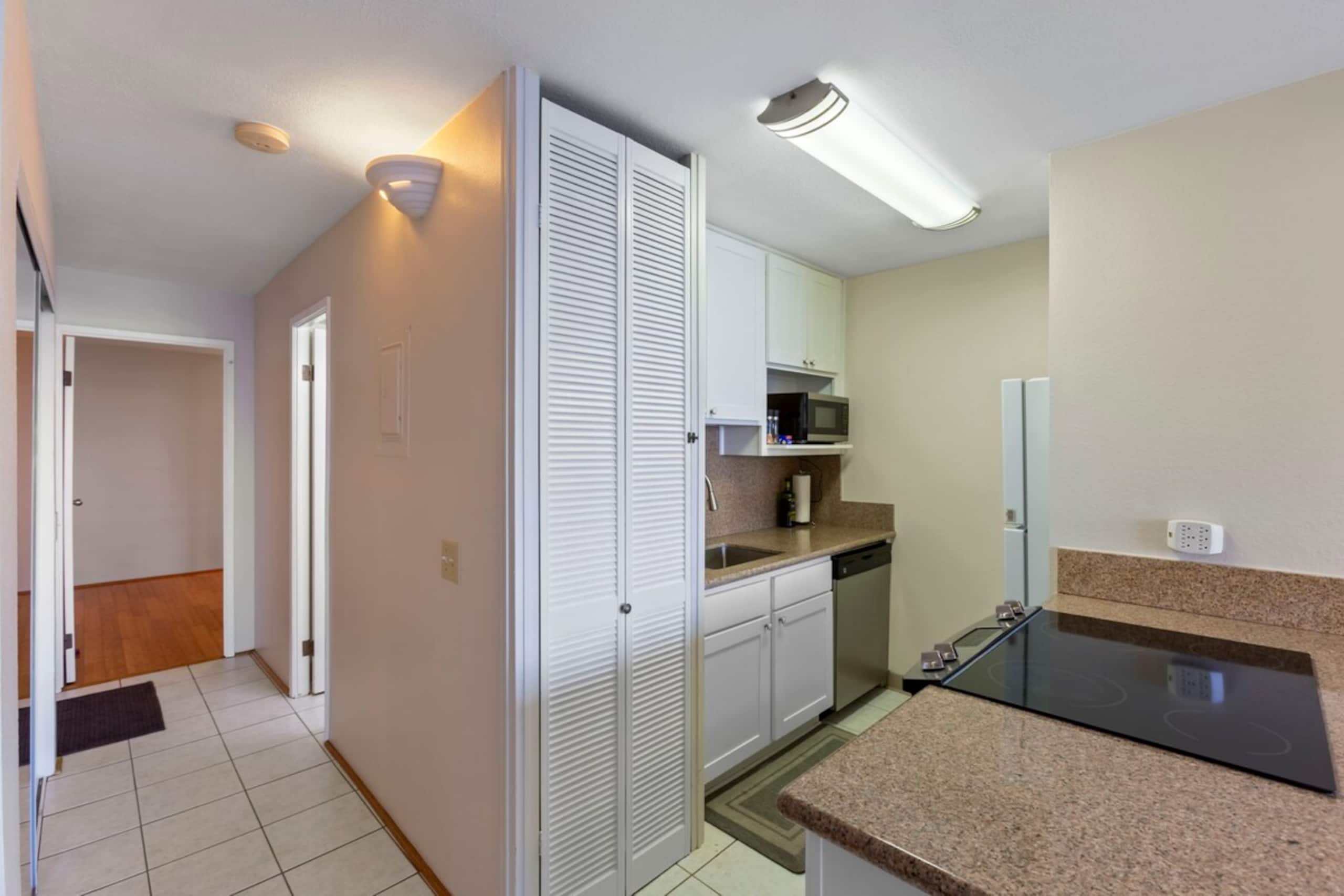 Maʻalaea Banyans Oceanfront! - Photo 13