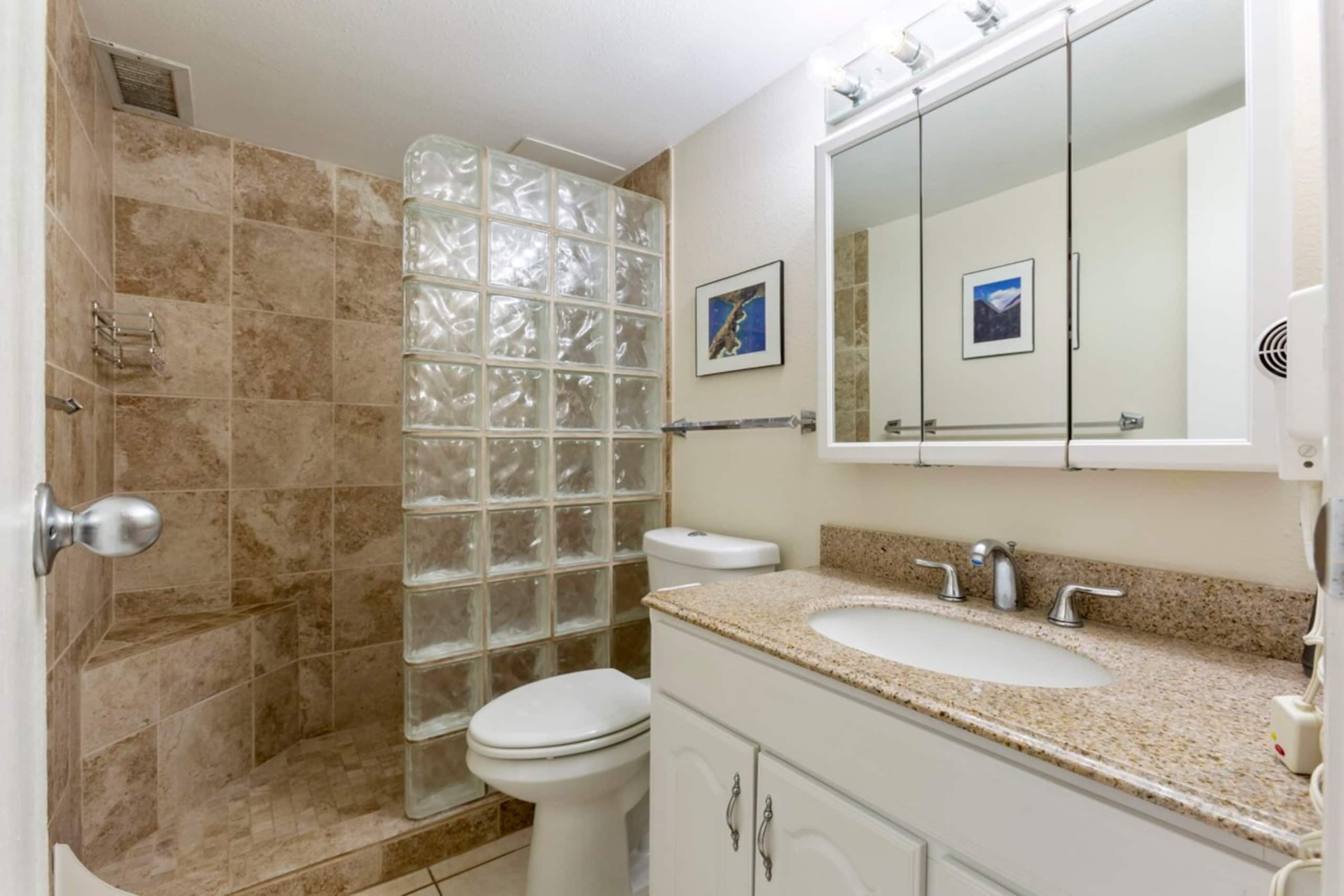 Maʻalaea Banyans Oceanfront! - Photo 27