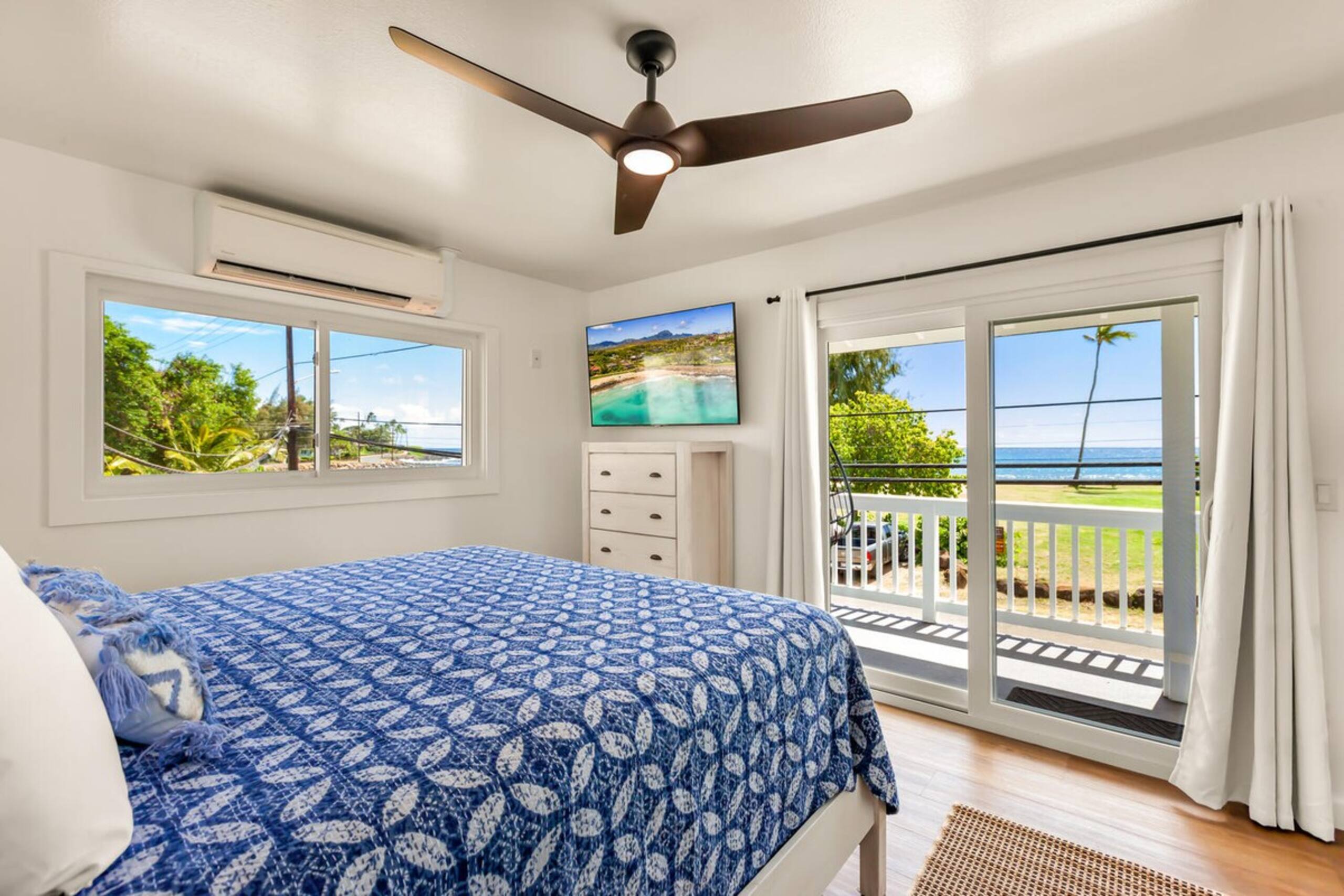 koolkondo Springwater 3 bedroom Ocean Front Home - Photo 2