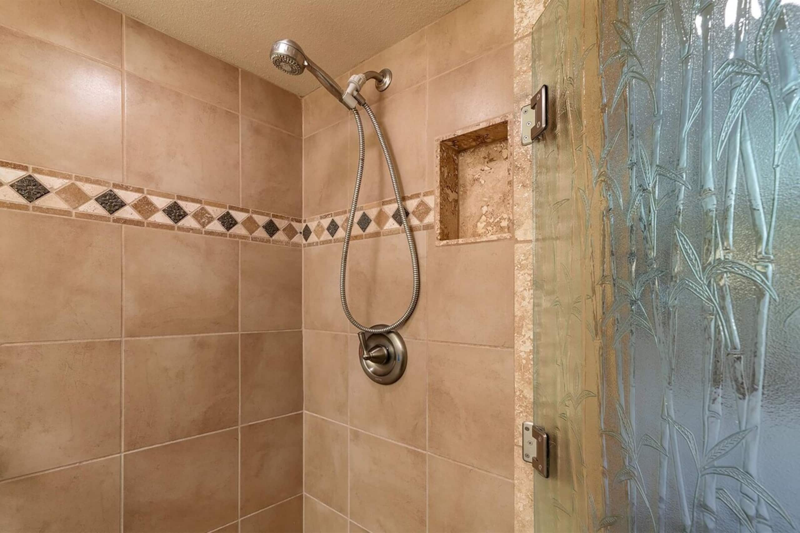 Kamaole Sands 2-204 - Ocean View Condo, AC, Wi-Fi - Photo 17