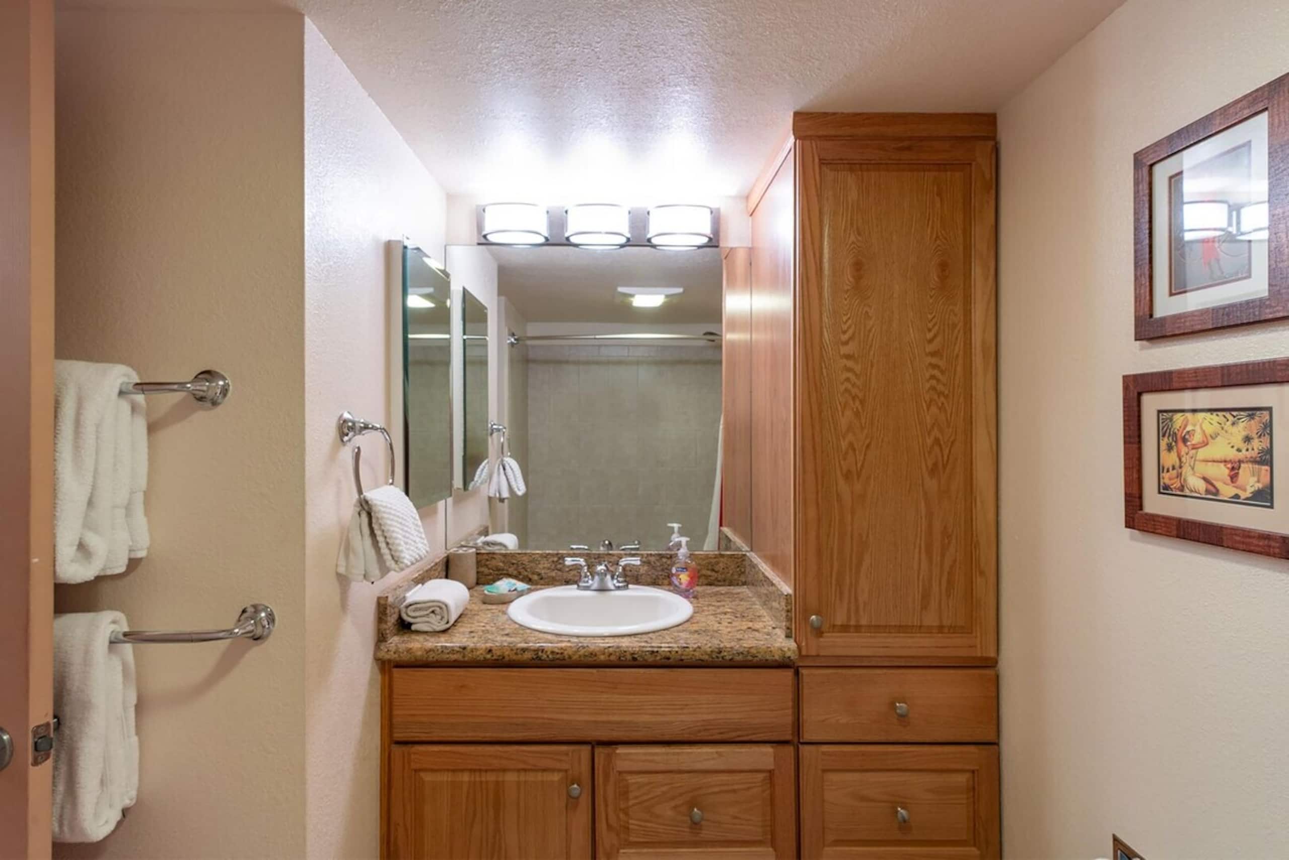 Kamaole Sands 2-204 - Ocean View Condo, AC, Wi-Fi - Photo 22
