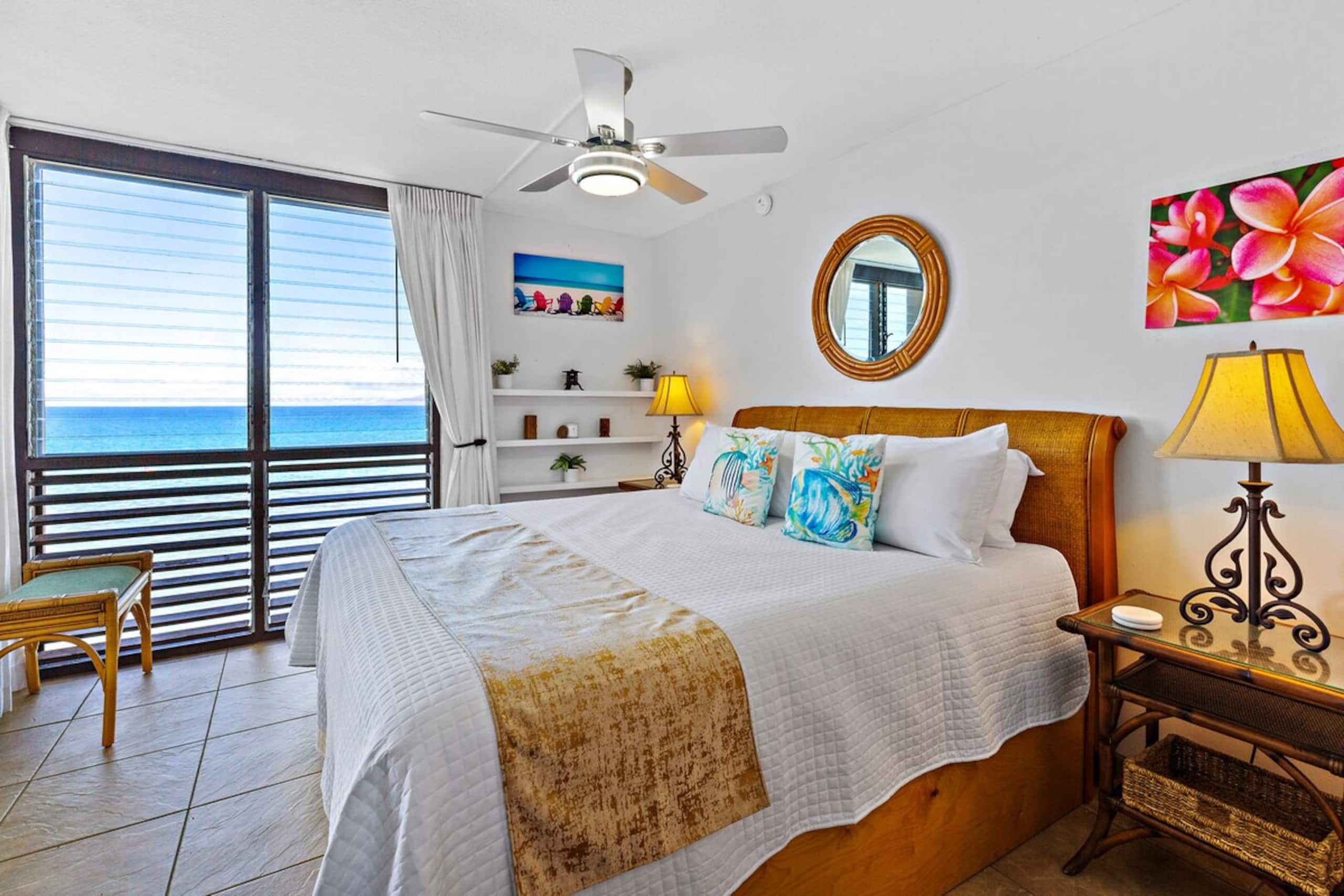 Expansive ocean view condo with large windows - Photo 12