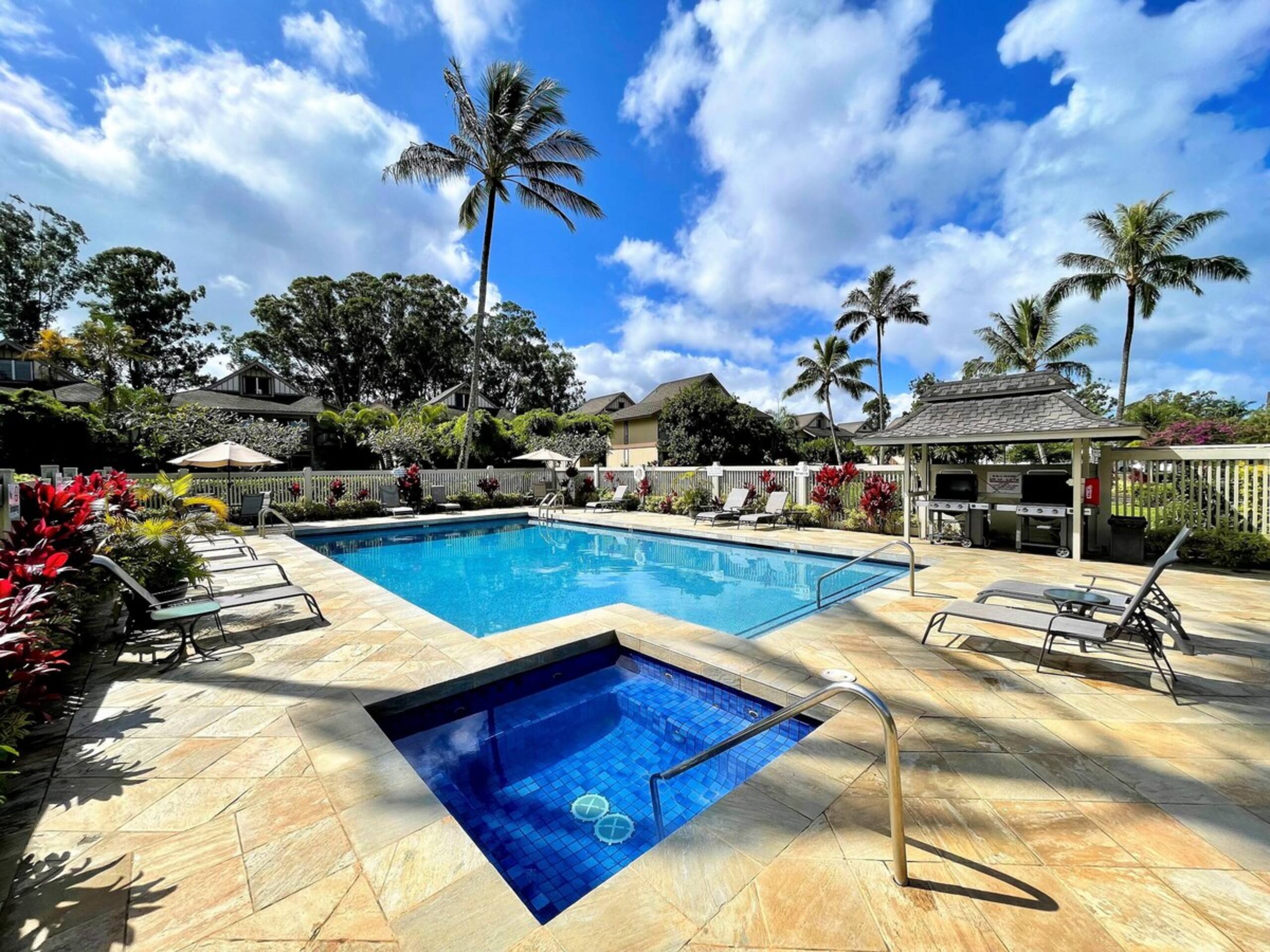 North Shore Studio with Spacious Patio and A/C - Photo 23