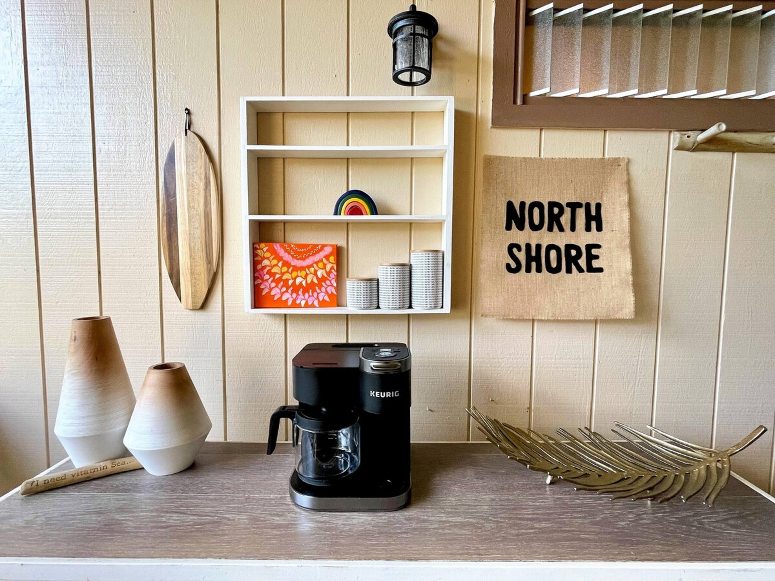 North Shore Studio with Spacious Patio and A/C - Photo 4